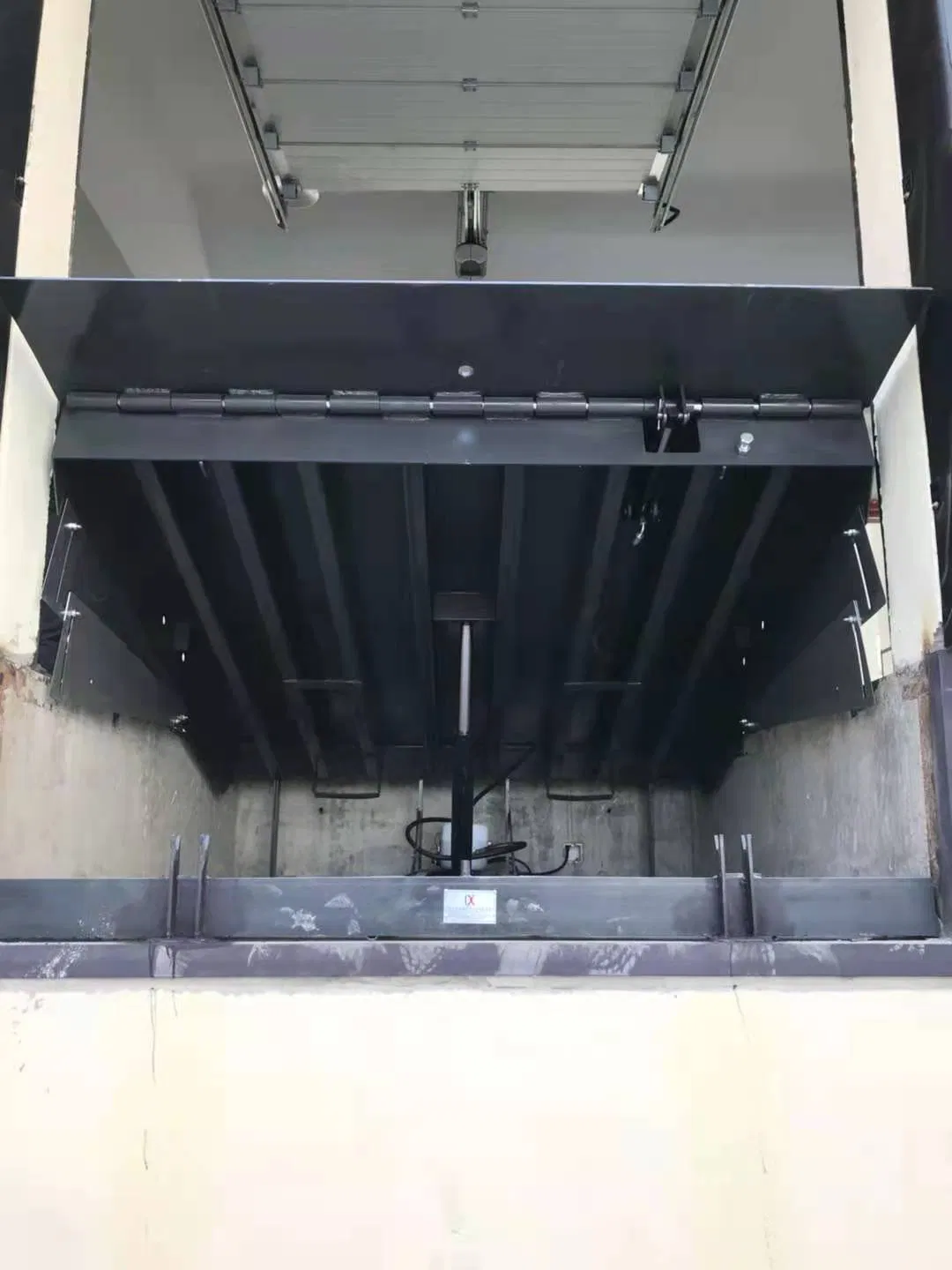 Mobile Container Lift Ramps Loading Unloading Bay Truck Ramp Yard Dock Leveler Dock Ramp