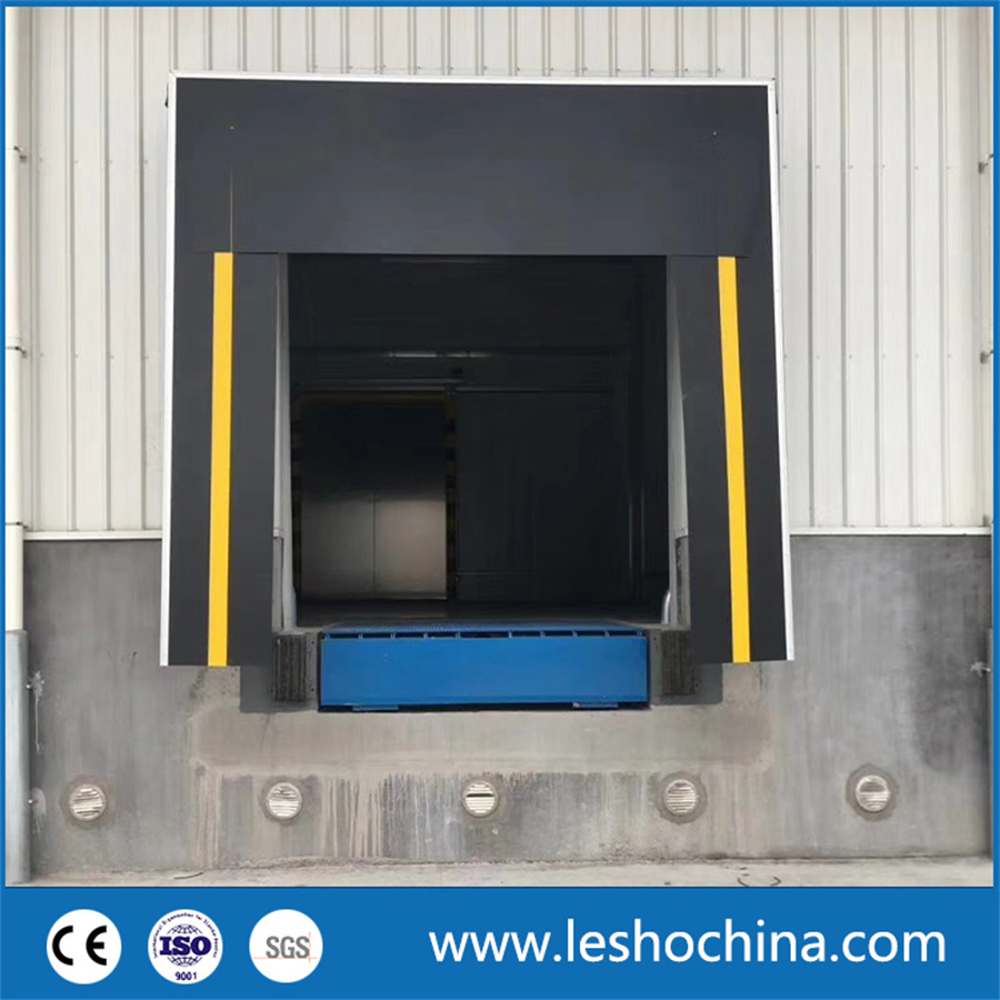 PVC Fabric Curtain Mechanical Dock Shelter Loading Dock Seals Installation
