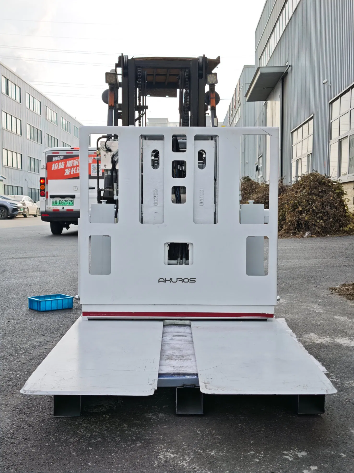 Hot Sale Forklift Push-Pull Parts Electric Forklift Parts Attachment