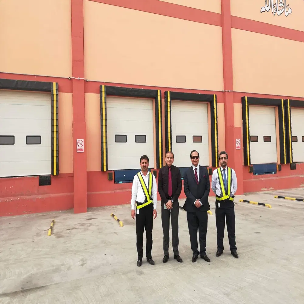 Thermal Insulated Fixed Foam Pad Cushion Sponge Dock Door Shelter or Seal for Warehouse or Cold Room Loading Dock