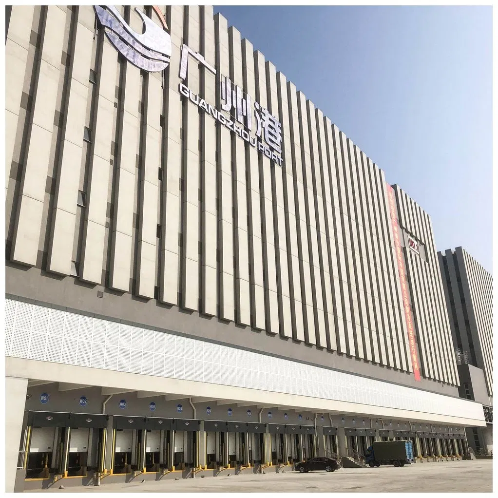 Fastlink High quality Commercial Telescopic Dock Leveler for Smooth Loading Mobile Ramp Dock Levelers