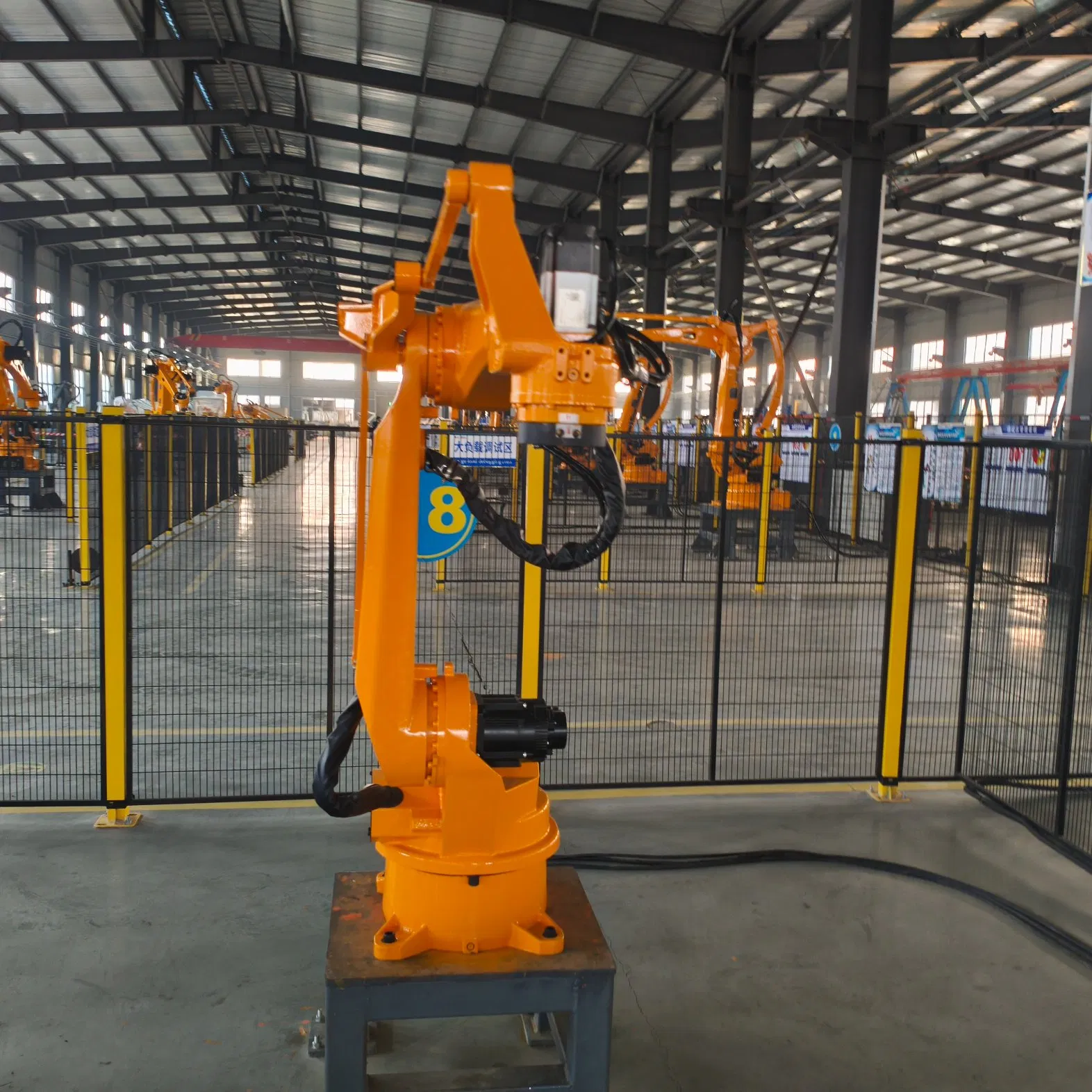 Versatile Four Axis Robot Arm for Efficient Material Handling Solutions