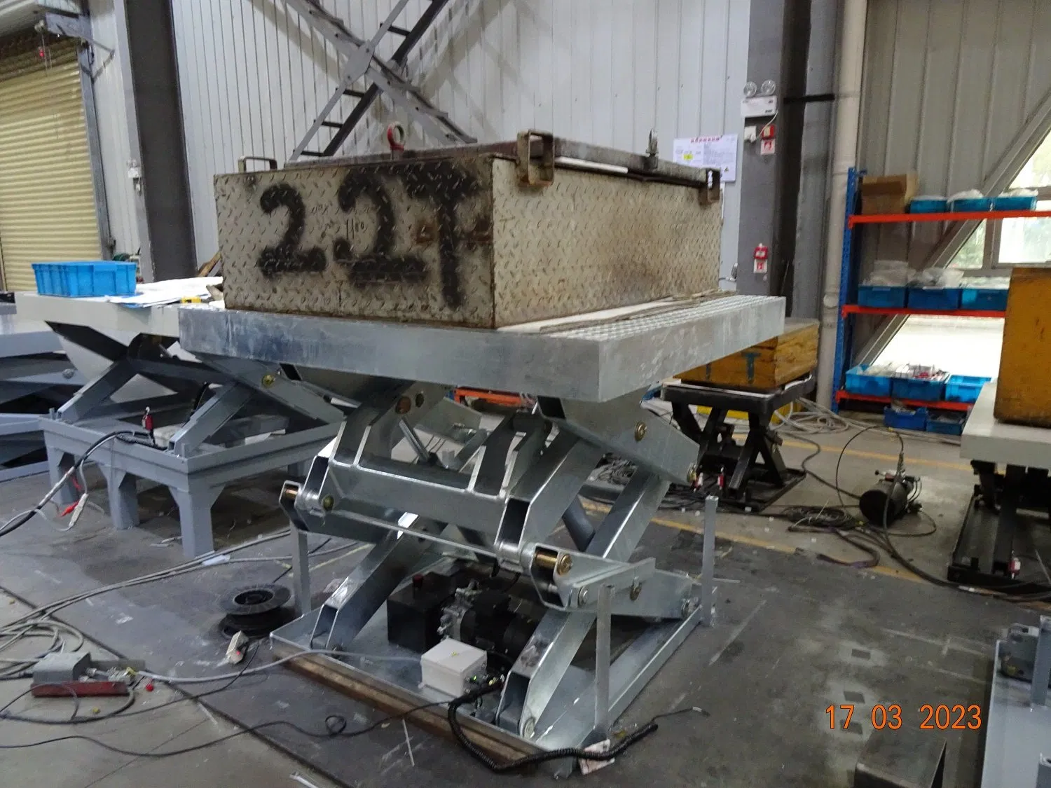 2ton Hydraulic Electric Stationary Scissor Lift Table High Lift Table with Bellow