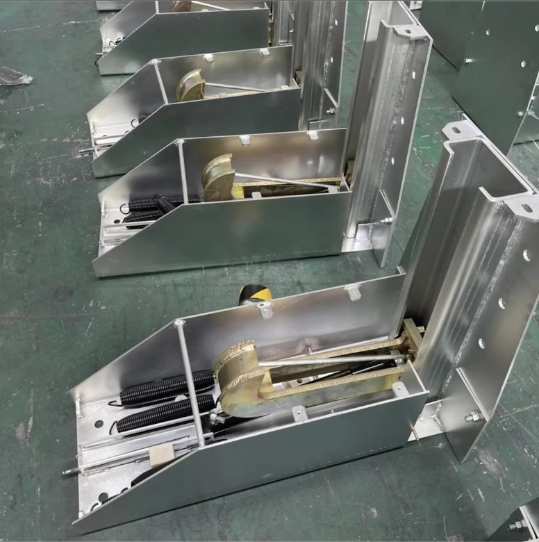 Professional Safety Truck Restraint Vehicle Restraints for Logistics Unloading Center System Locking Device