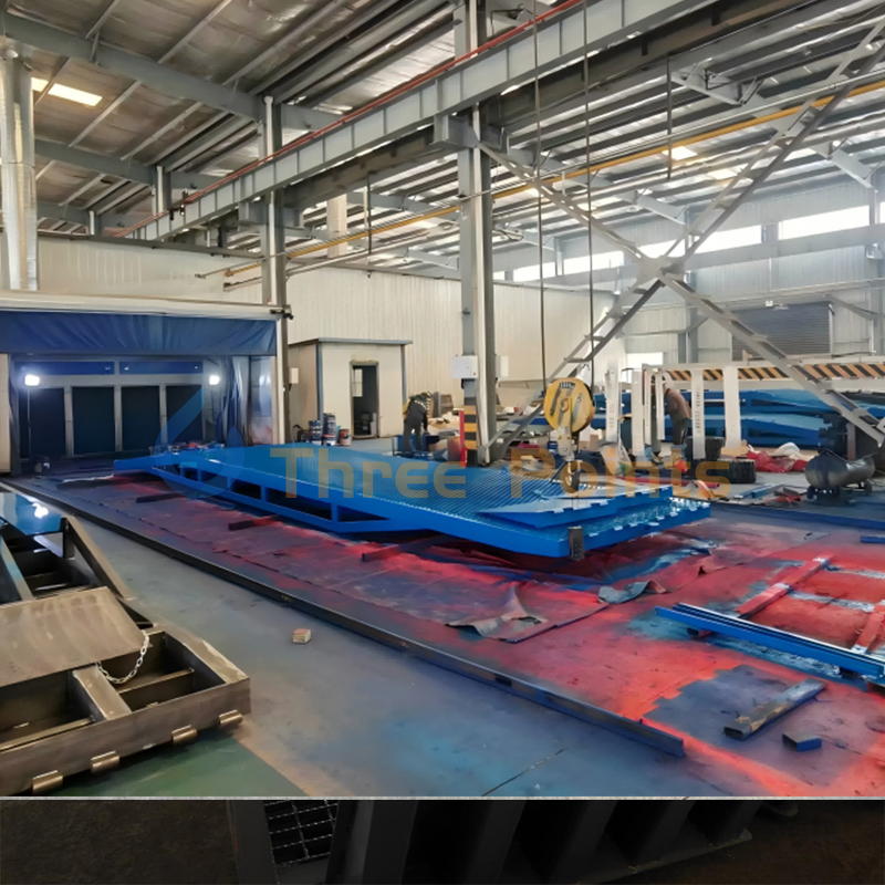 Heavy Duty Truck Forklift Yard Hydraulic Movable Mobile Loading Dock Ramp