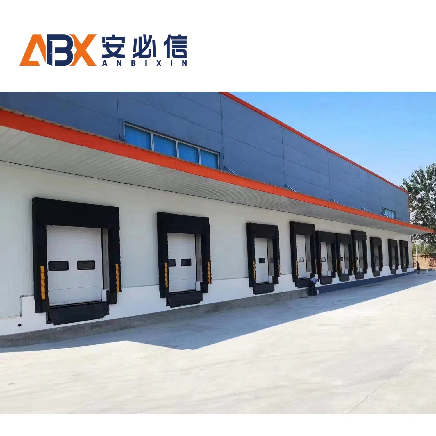 Durable Dock Shelter with Reinforced Stitching