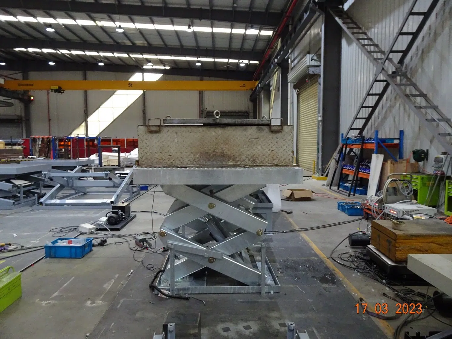 2ton Hydraulic Electric Stationary Scissor Lift Table High Lift Table with Bellow