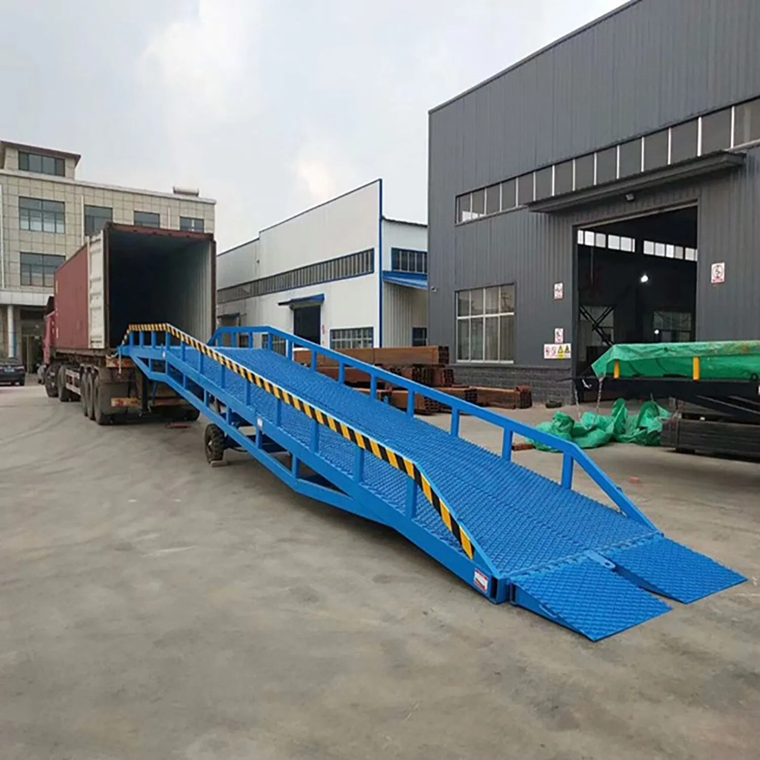 Mobile Truck Loading Dock Ramps Yard Ramp Slope Lift Forklift Dock Leveler