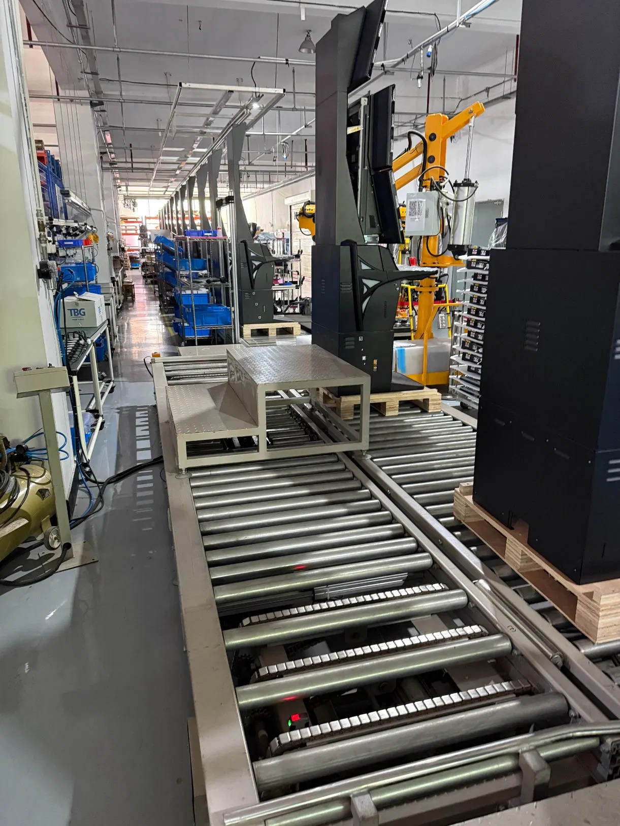 Industrial Straight Running Roller Conveyor for Smooth Transport