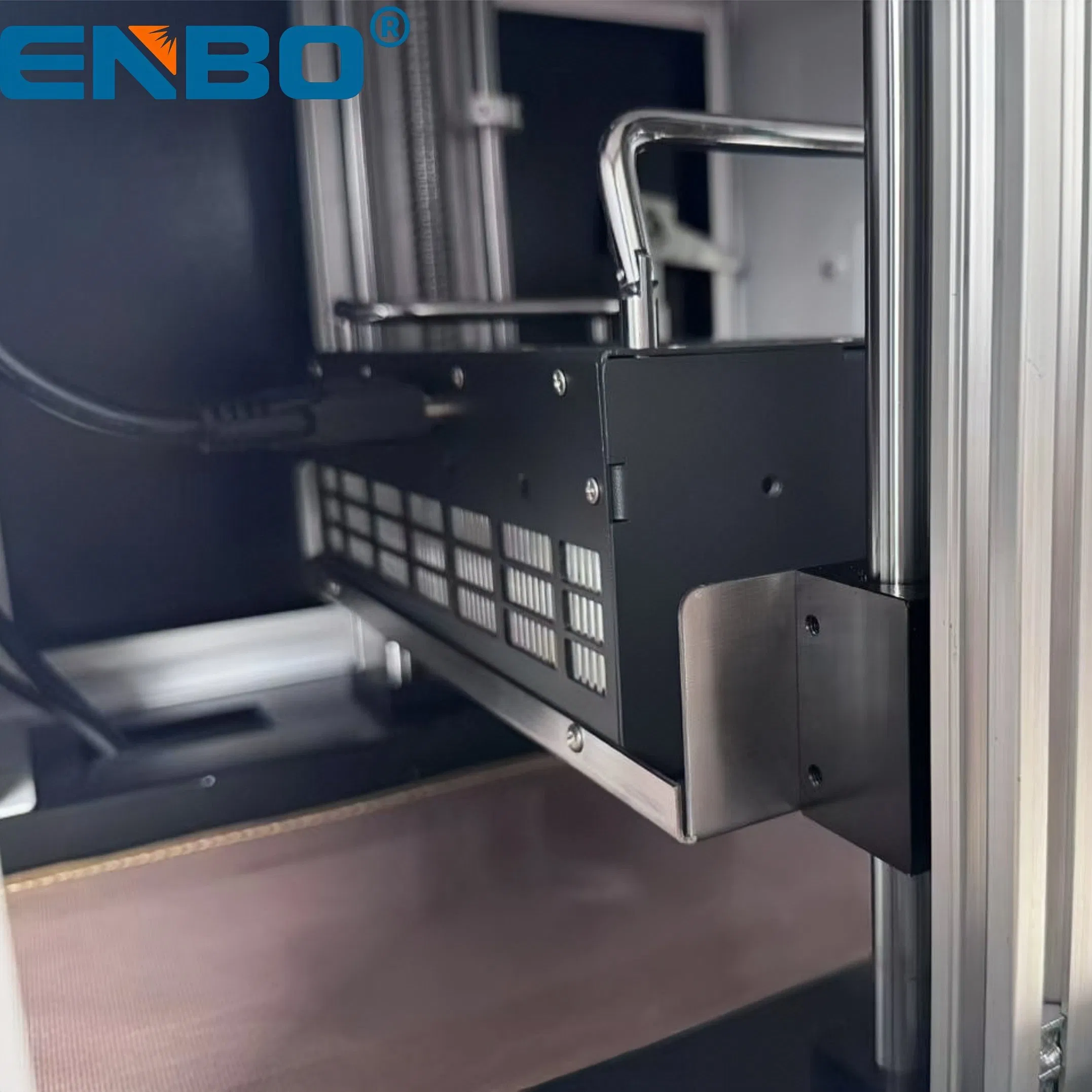 LED UV Curing Conveyor System with Law-Energy Lamp for Lens Manufacturing