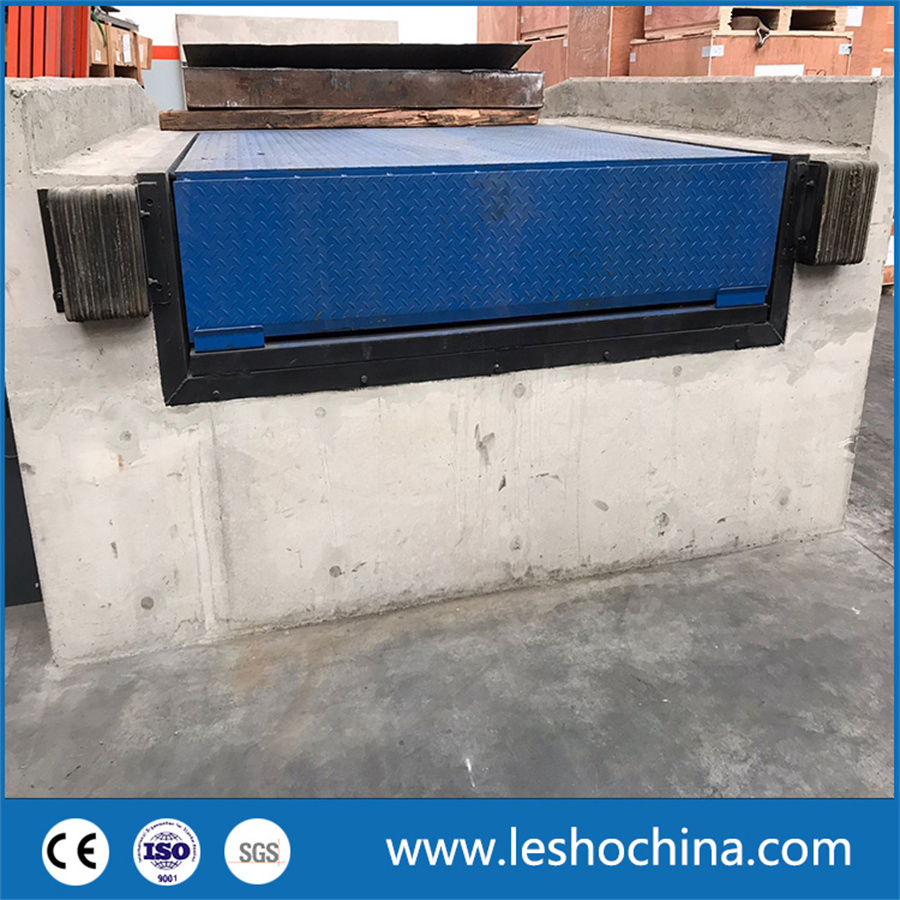 Loading Dock Leveler Size and Capacity Customizable for Loading and Unloading Use