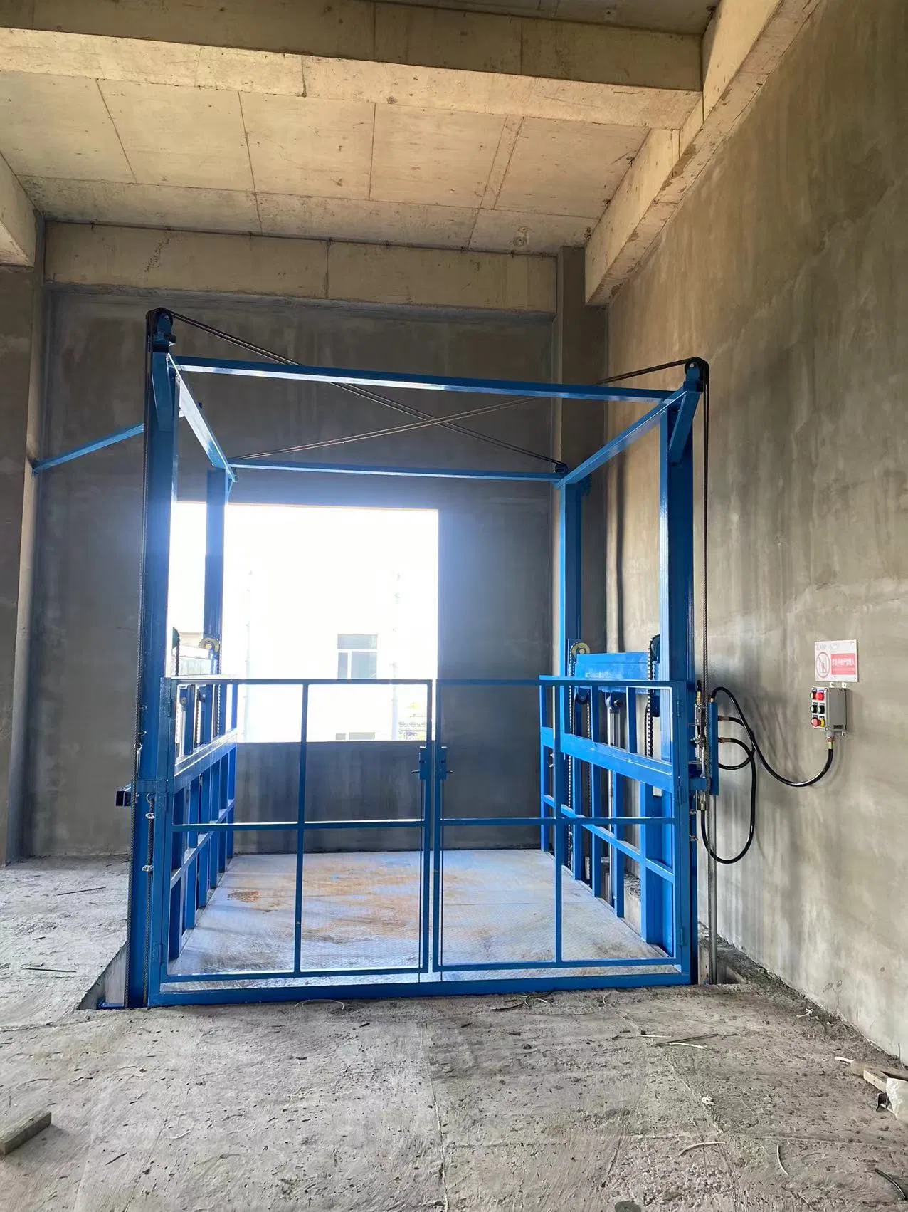 Safe and Reliable Dual Rail Heavy Load Design Guide Rail Cargo Lift