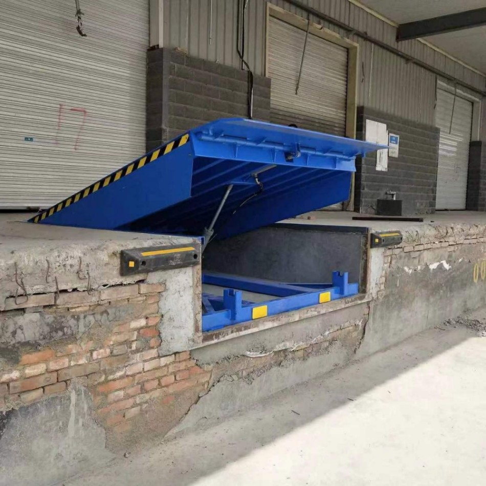 New 12t Stationary Fixed Loading Unloading Hydraulic Lifting Platform Vertical Telescopic Dock Leveler for Logistics Warehouses