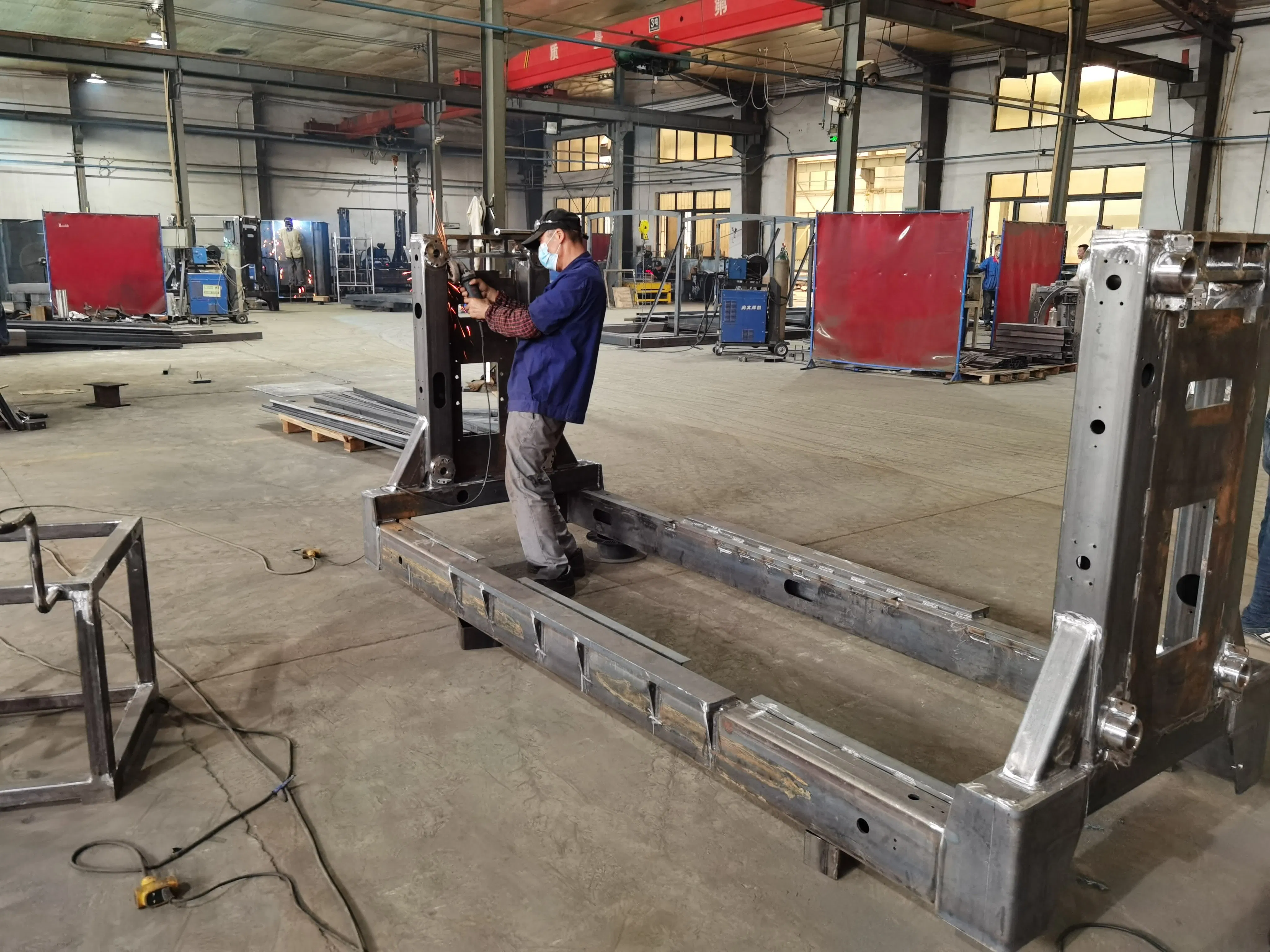 CNC Machining Parts Stainless Steel Sheet Metal Fabrication Heavy Metal Welding Parts for Logistics Equipment