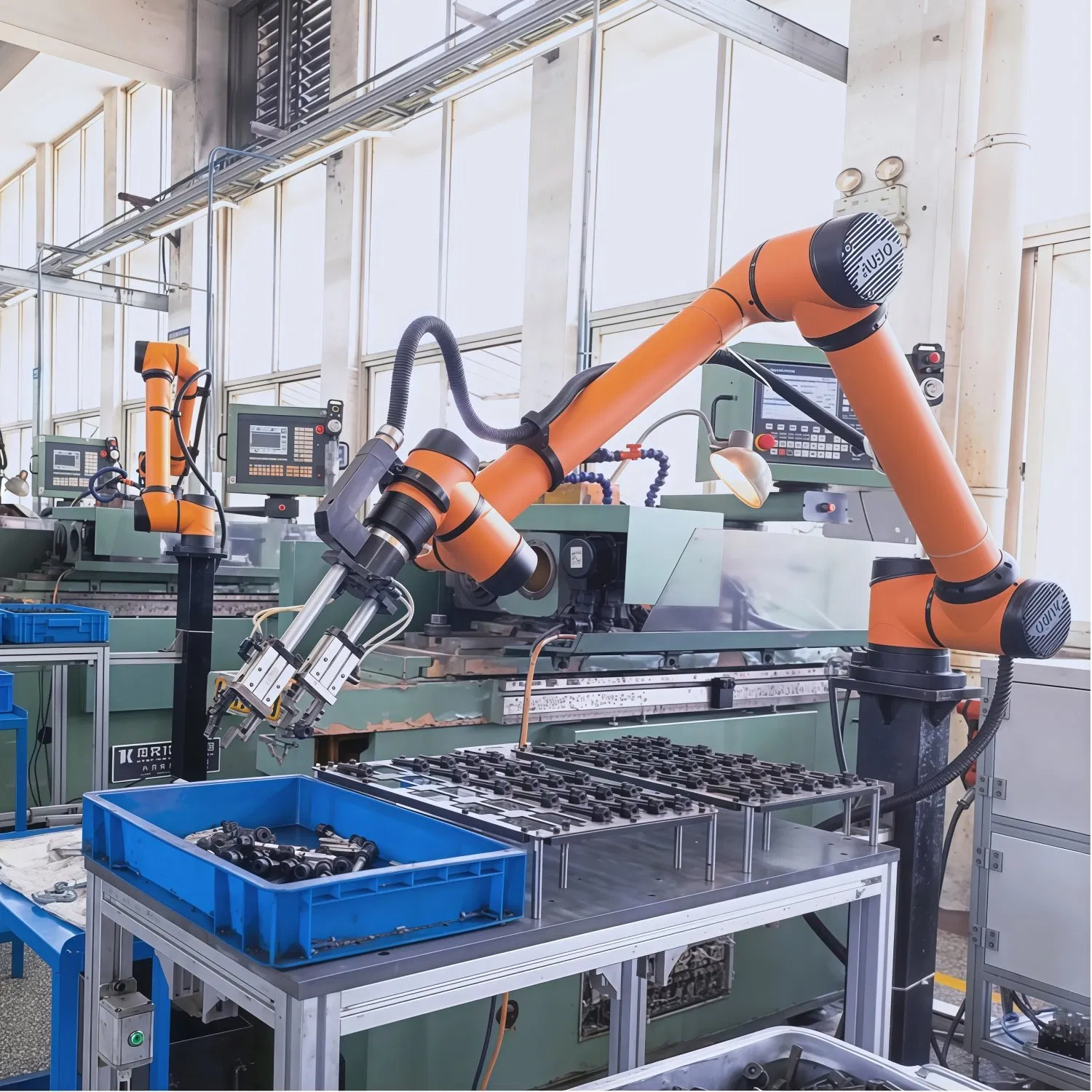 Aubo-Is25 Collaborative Robot Payload 25kg Arm 1700mm for Automated Loading and Unloading Material Handling with Gripper