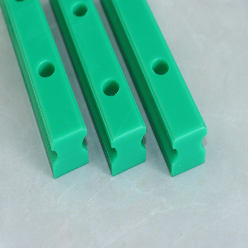 Durable Guiding Parts for Logistics and Material Handling Equipment Chain Guide Track