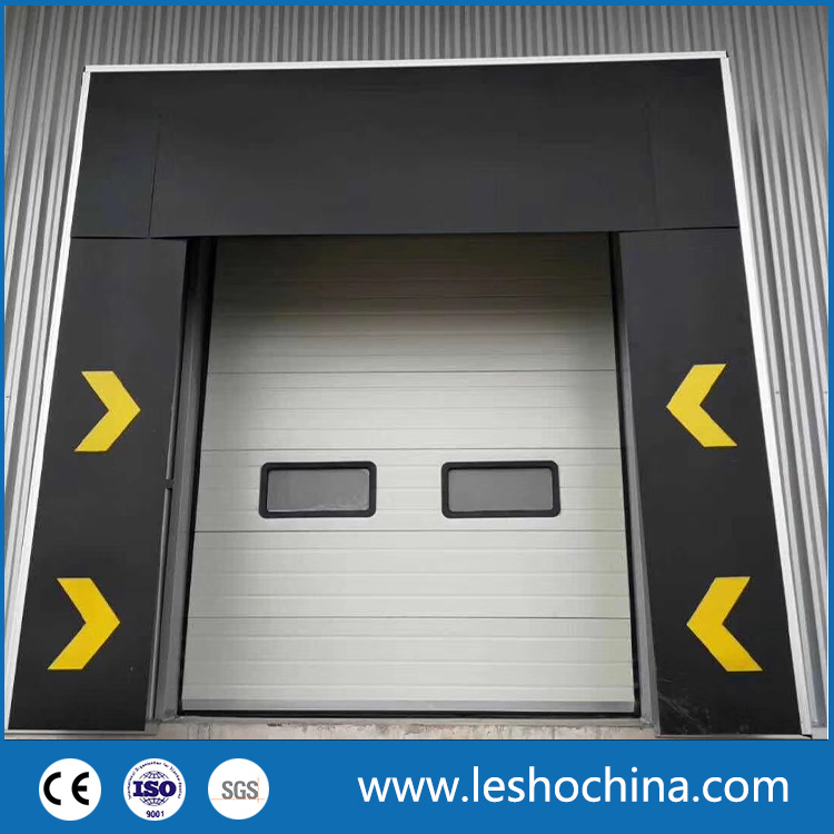 Cold Room Adjustable Loading Bays Retractable Anti-Crush PVC Fabric Dock Shelter for Warehouse Loading Bay Loading Area