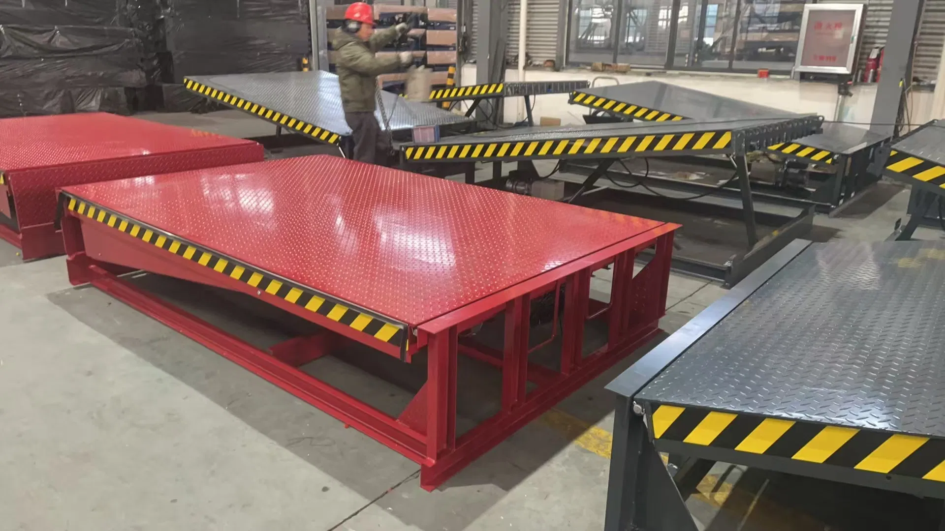 Factory Direct Hydraulic Dock Leveler with Fast Delivery
