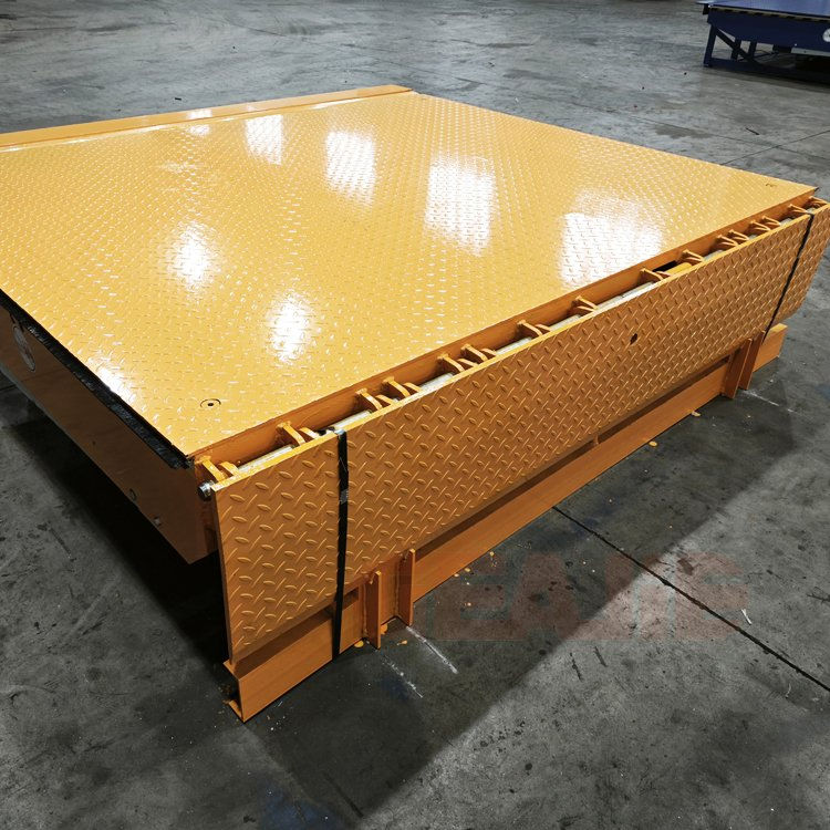 Warehouse Lift Cargo Dock Ramps Container Yard Ramp Stationary Dock Leveler