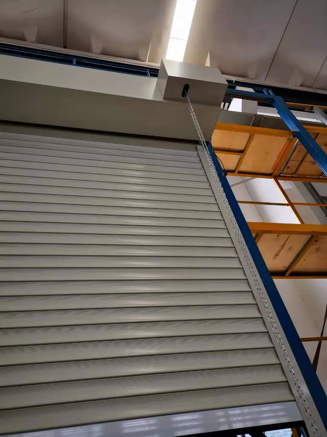 Industrial Exterior Interior Thermal Insulation Soundproof PU Sandwich Galvanized Steel Rolling Shutter Aluminum Alloy Roller Gate