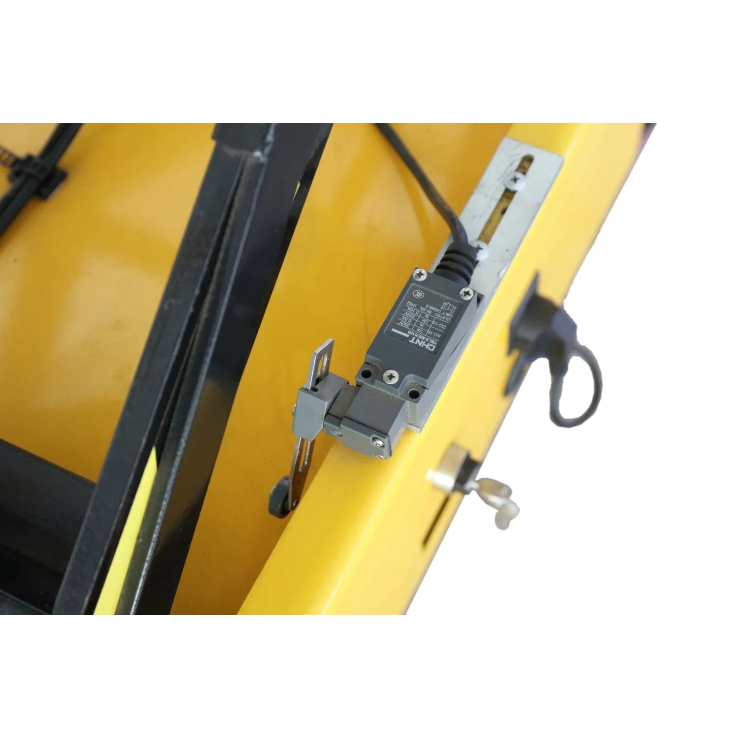 Battery Power Electric Scissor Lift Table Truck AC Power Stationary Scissor Platform