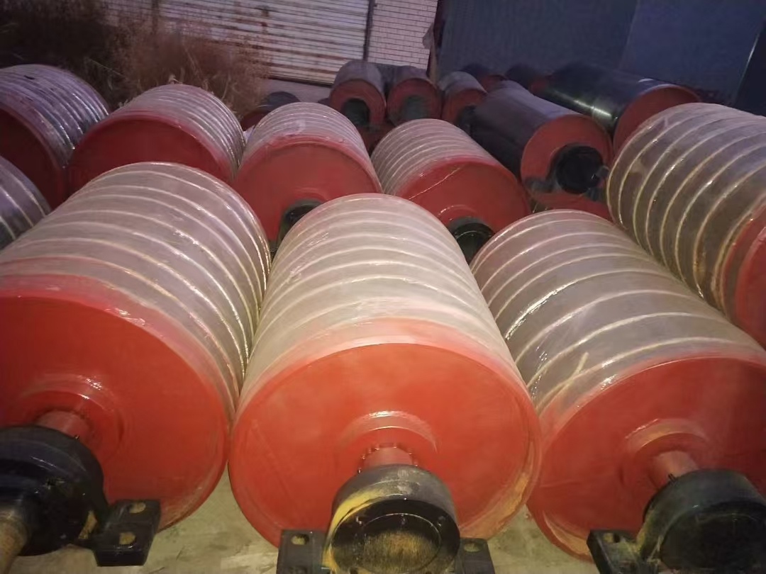 Versatile Industrial Roller Conveyor for Efficient Logistics Solutions