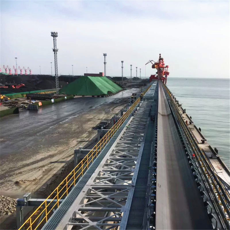 Industrial Long Distance Roller Pulley Belt Conveyor for Mining/Port/Cement/Power Plant