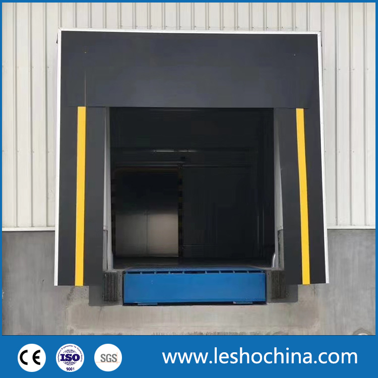 Cold Room Adjustable Loading Bays Retractable Anti-Crush PVC Fabric Dock Shelter for Warehouse Loading Bay Loading Area