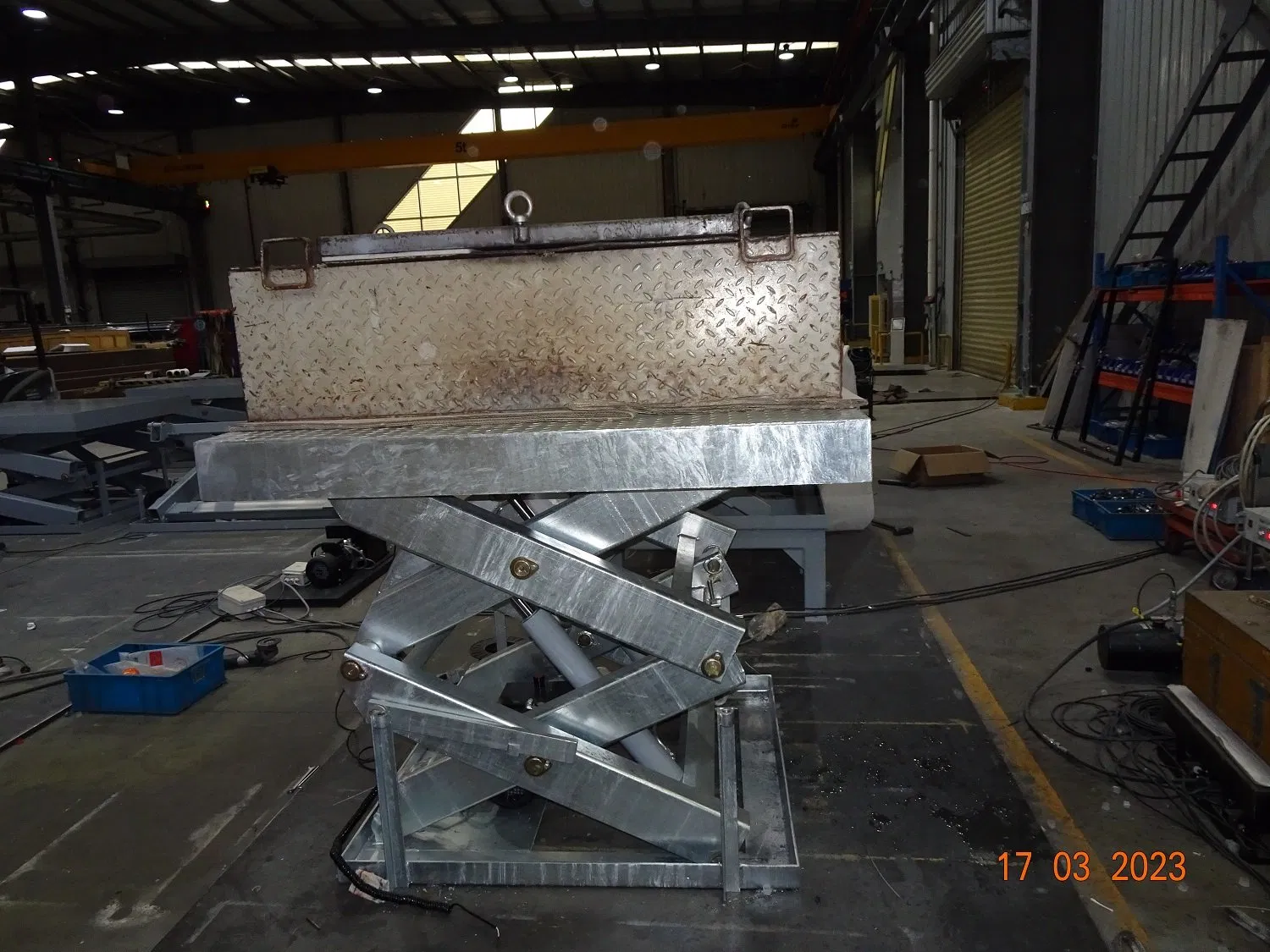 2ton Hydraulic Electric Stationary Scissor Lift Table High Lift Table with Bellow