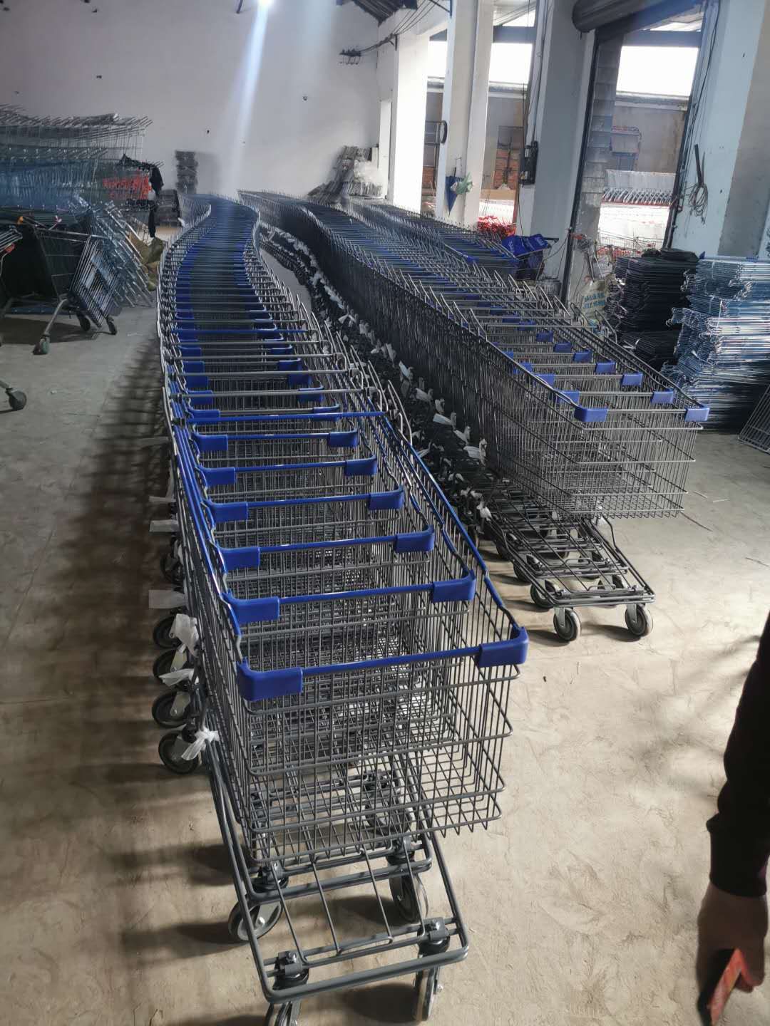 Supermarket shelf design 1