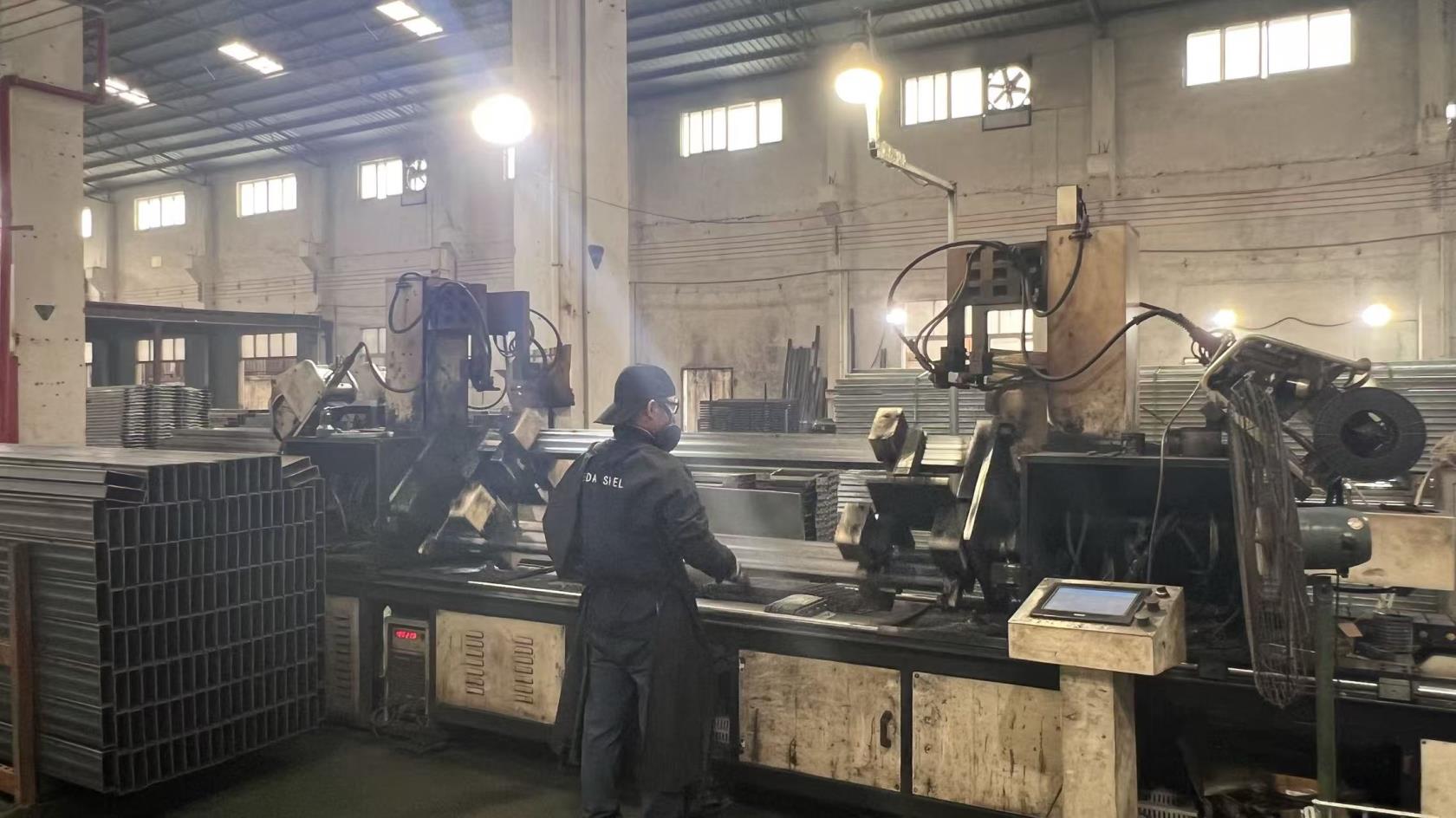 Structural Welding Stations