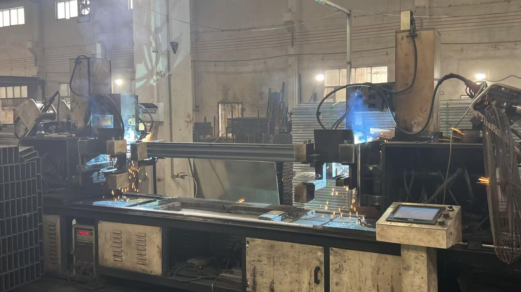 Automatic Robotic Welding