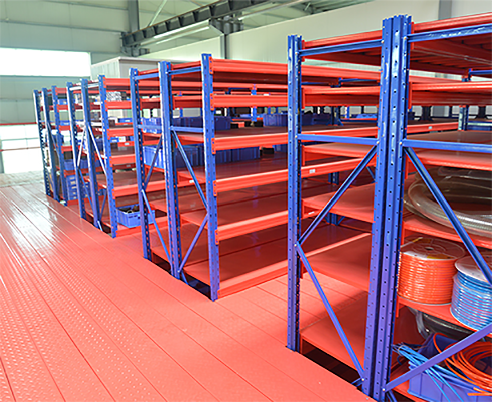 Sell Heavy Light Warehouse Pallets Storage Boltless System Gondola Material Shelves Shelving Rack