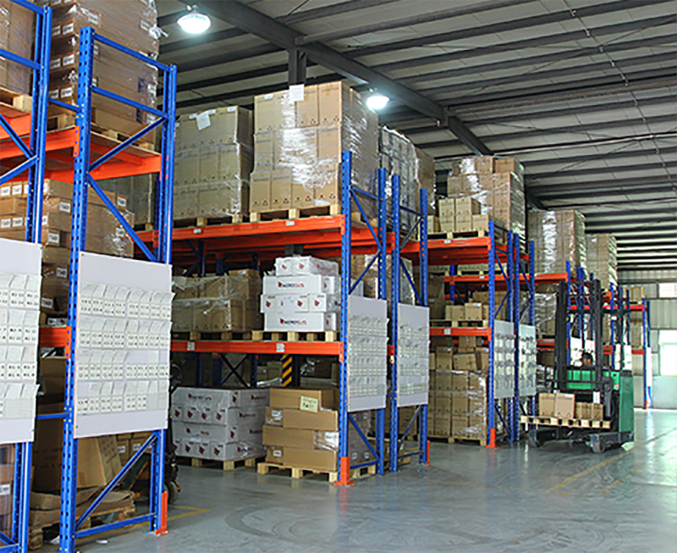 Industrial Heavy Duty Iron Rack and Shelf Gondola Steel Pallet Racking for Garage Use Factory Storage Sale Shop Racking