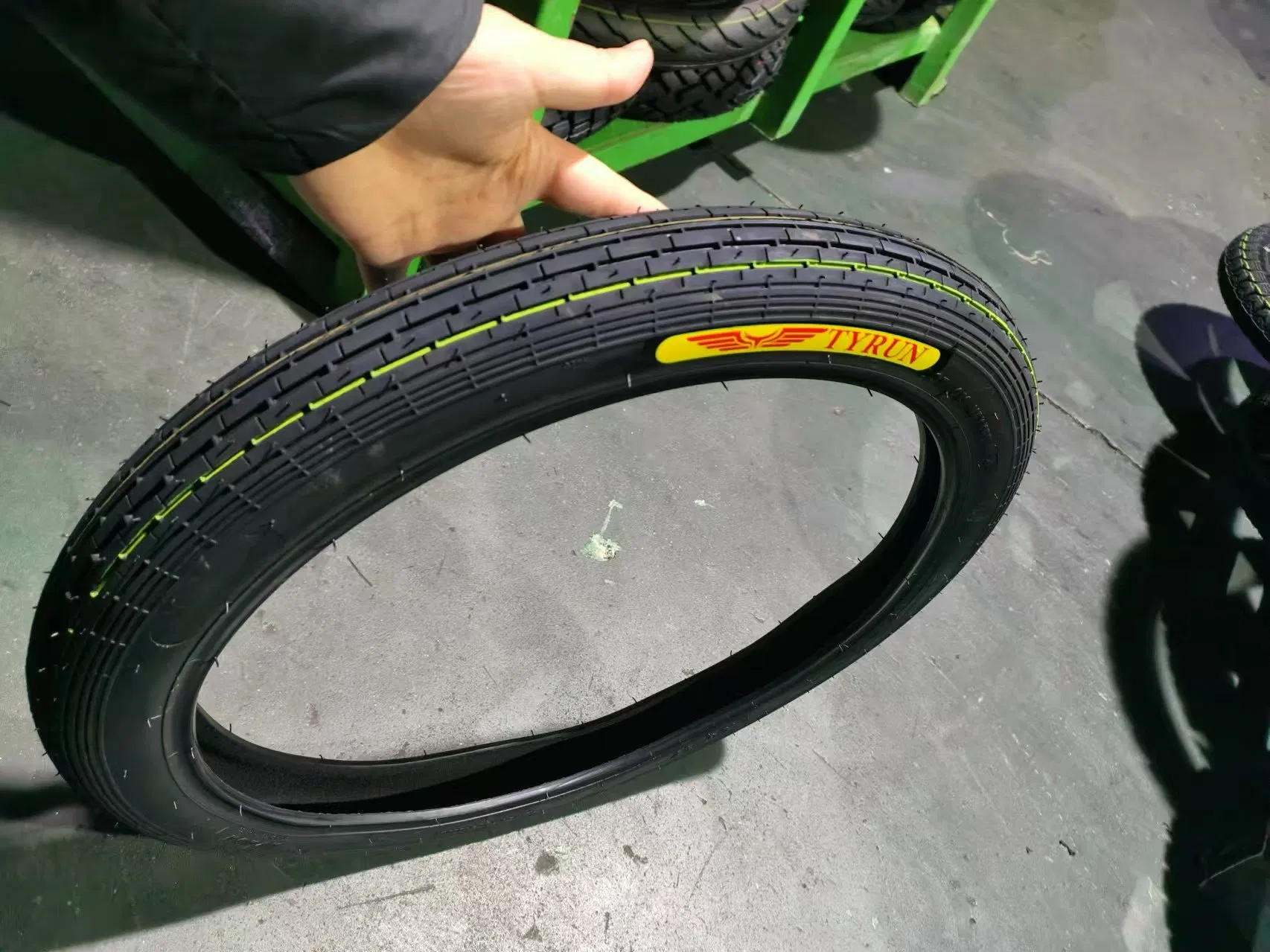 High Performance Motorcycle Tires 2.50-17 2.75-17 2.25-14 2.25-17 2.50-16 3.00-17 2.75-18
