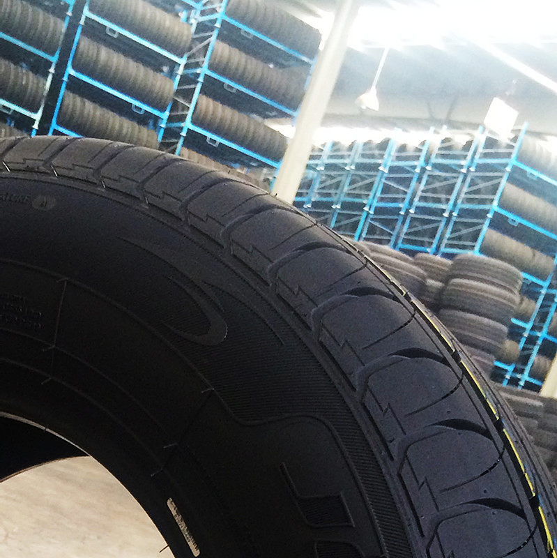 Joyroad Centara 4X4 SUV UHP at Mt Passneger Car Tire Tyre Dealers 195/65r15 205/55r16 215/55r17 225/55r18 with Gcc/Saso/ECE/R117
