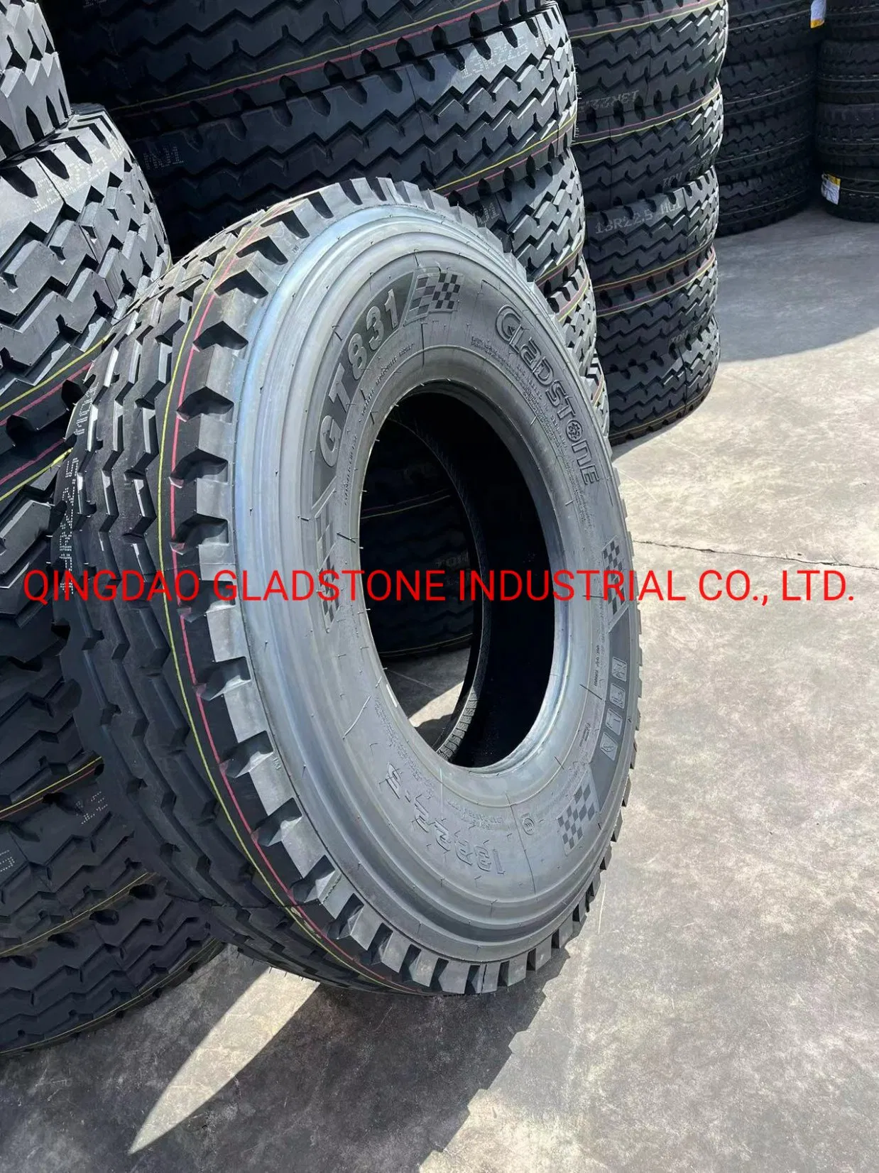 Gladstone Brand Truck Tyre 13r22.5 Gt831 Heavy Duty Tires Low Price Tubeless Tire Hot Sale in Cameroun Can Apply Certificate Mix Load with Passenger Car Tyre