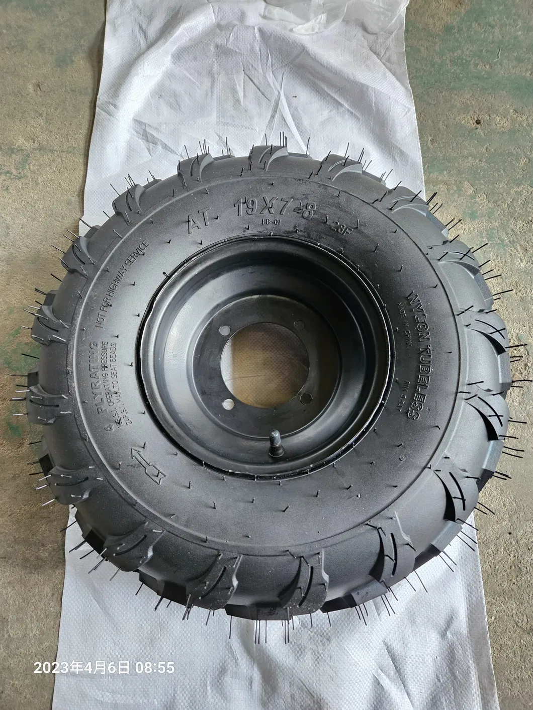 ATV Tubeless Tire 19X7-8