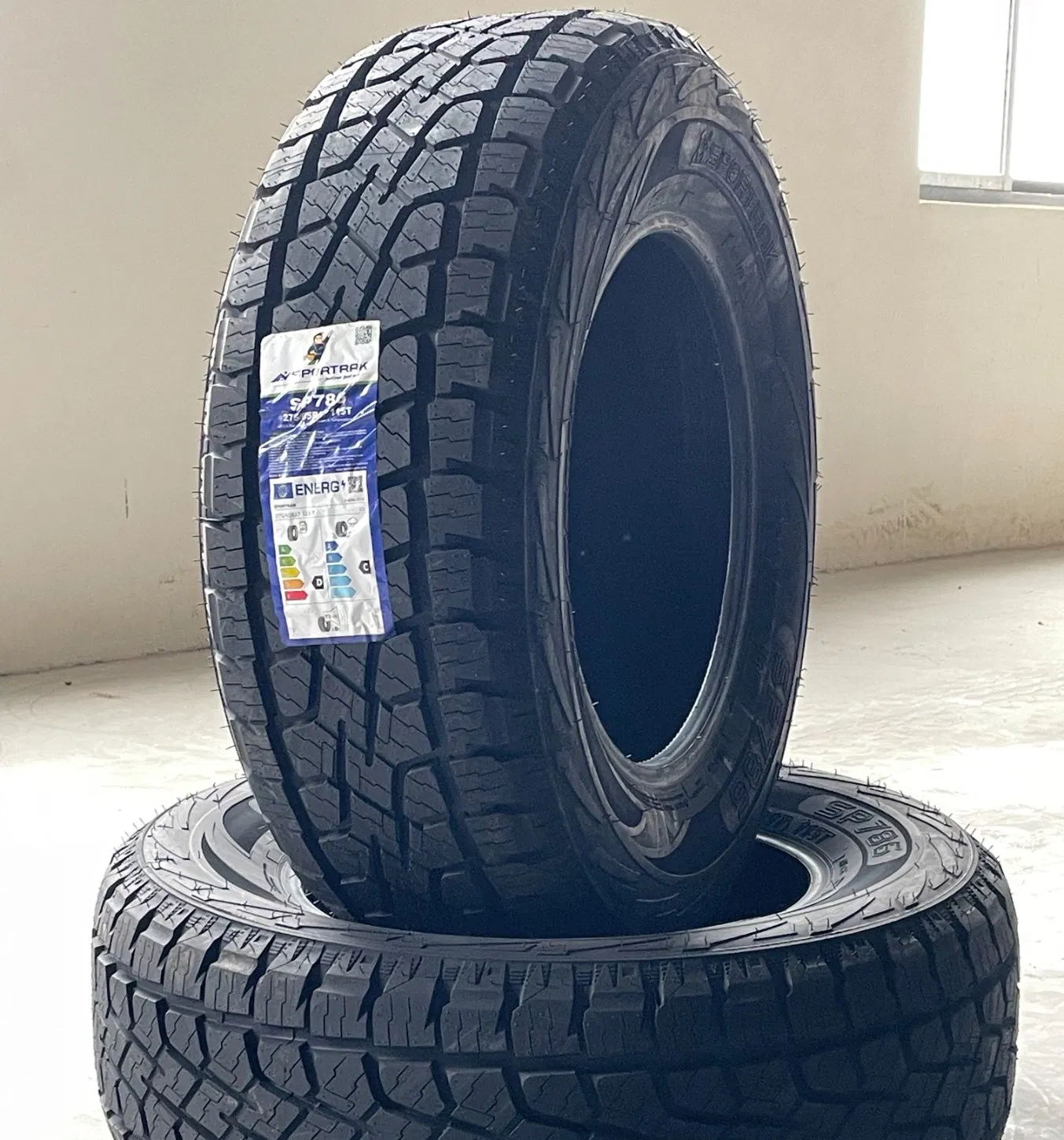 Sportrak Economy PCR Winter Car Tyre UHP/Van/SUV/4X4/at/Mt Tyre 175/70/13 175/65/14 205/70/15 195/50/16 195/65/15 205/55/16 New China Passenger Car Tires