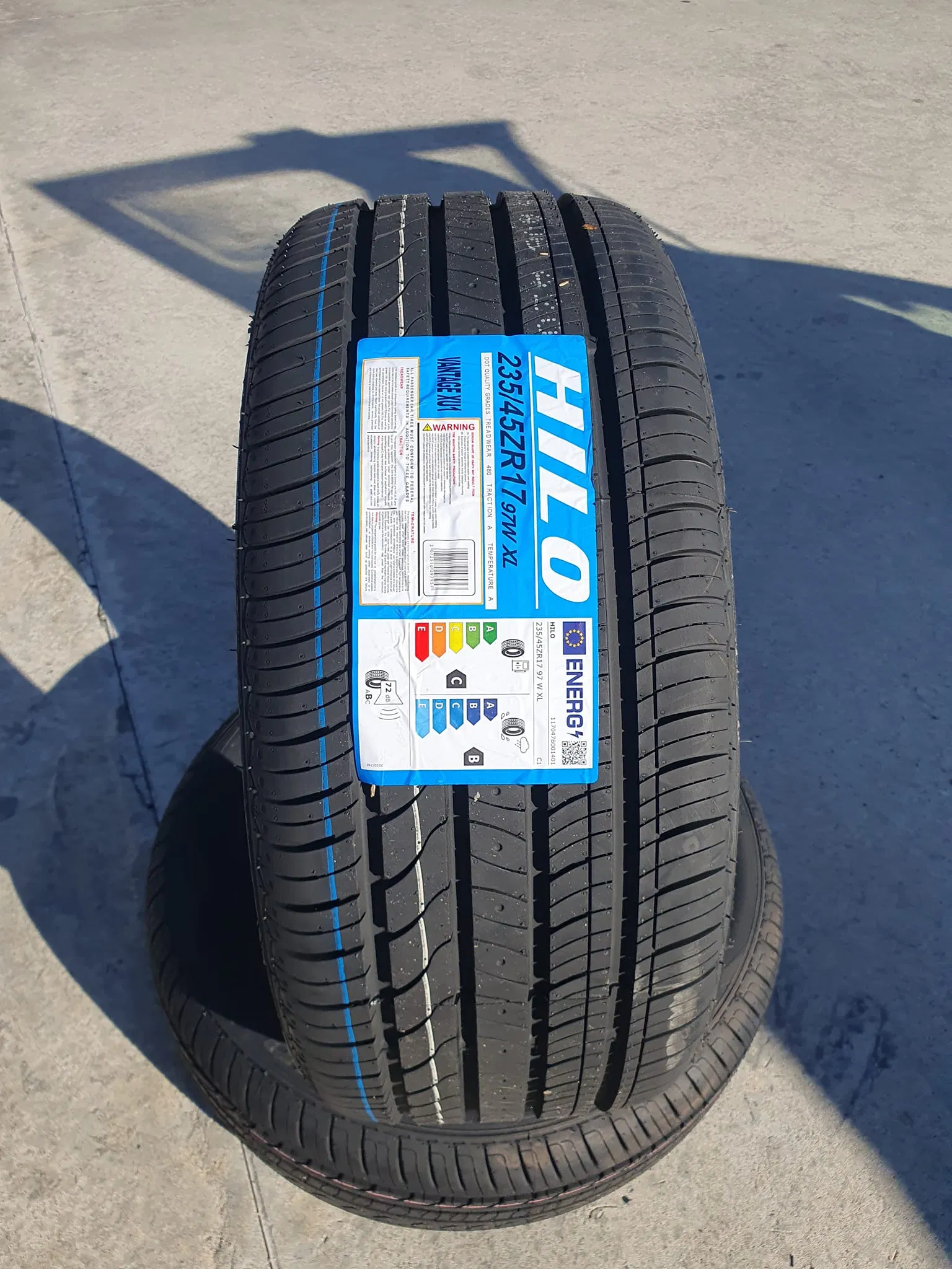 Best High Mileage Tire Hilo Annaite New Tyres Wholesale16 Inch 195 55 R15 16550 Ring 16 Car Tires 215 70 R16 Rims 225 55 R16 31X1050r15 Mud All Terrain on Sale