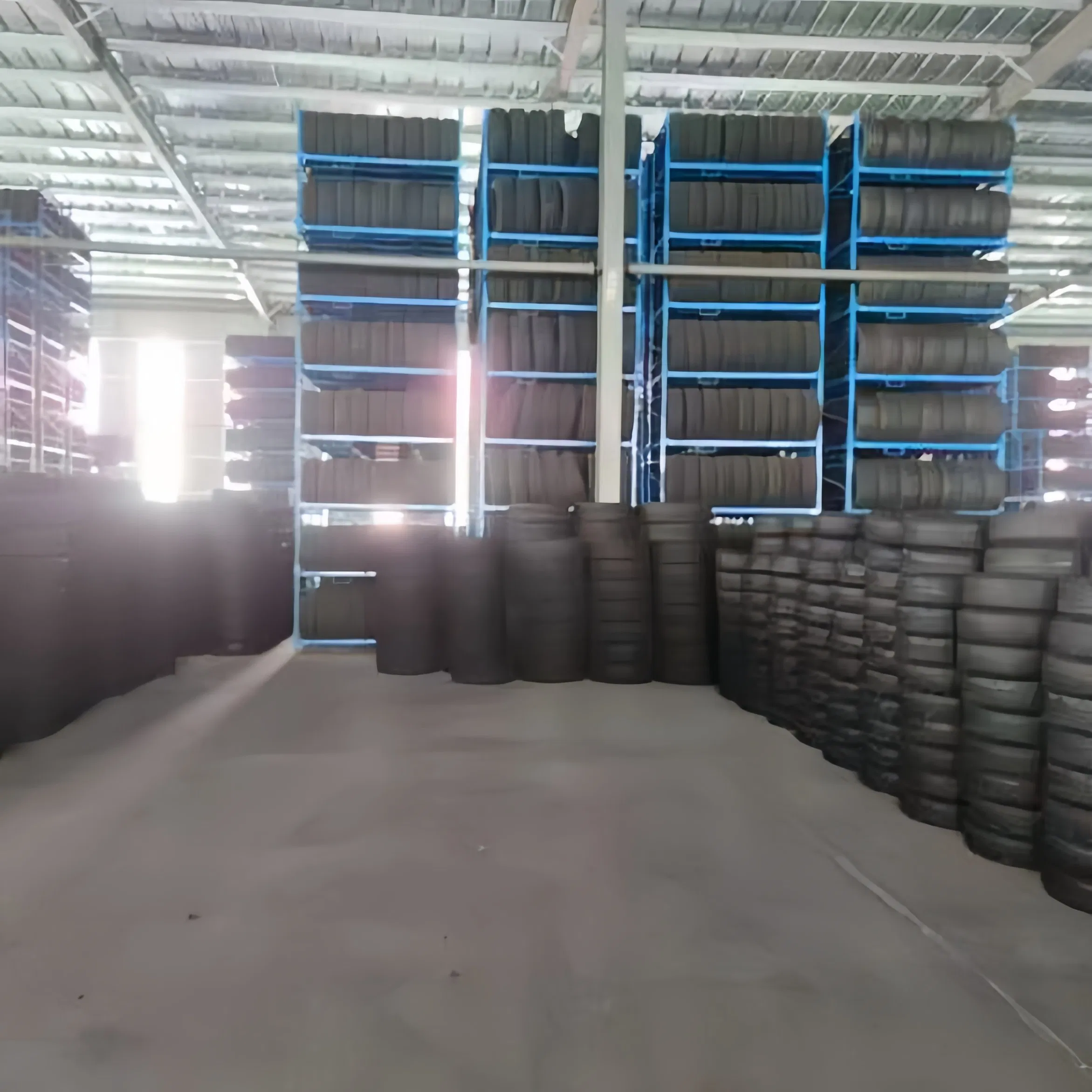 Lanvigator Durun LTR PCR Radial Passenger Tyre Tire with 185r14c 195r14c 195r15c for Car/Light Truck/Van/SUV/Mud/All Terrian/Pickup Truck