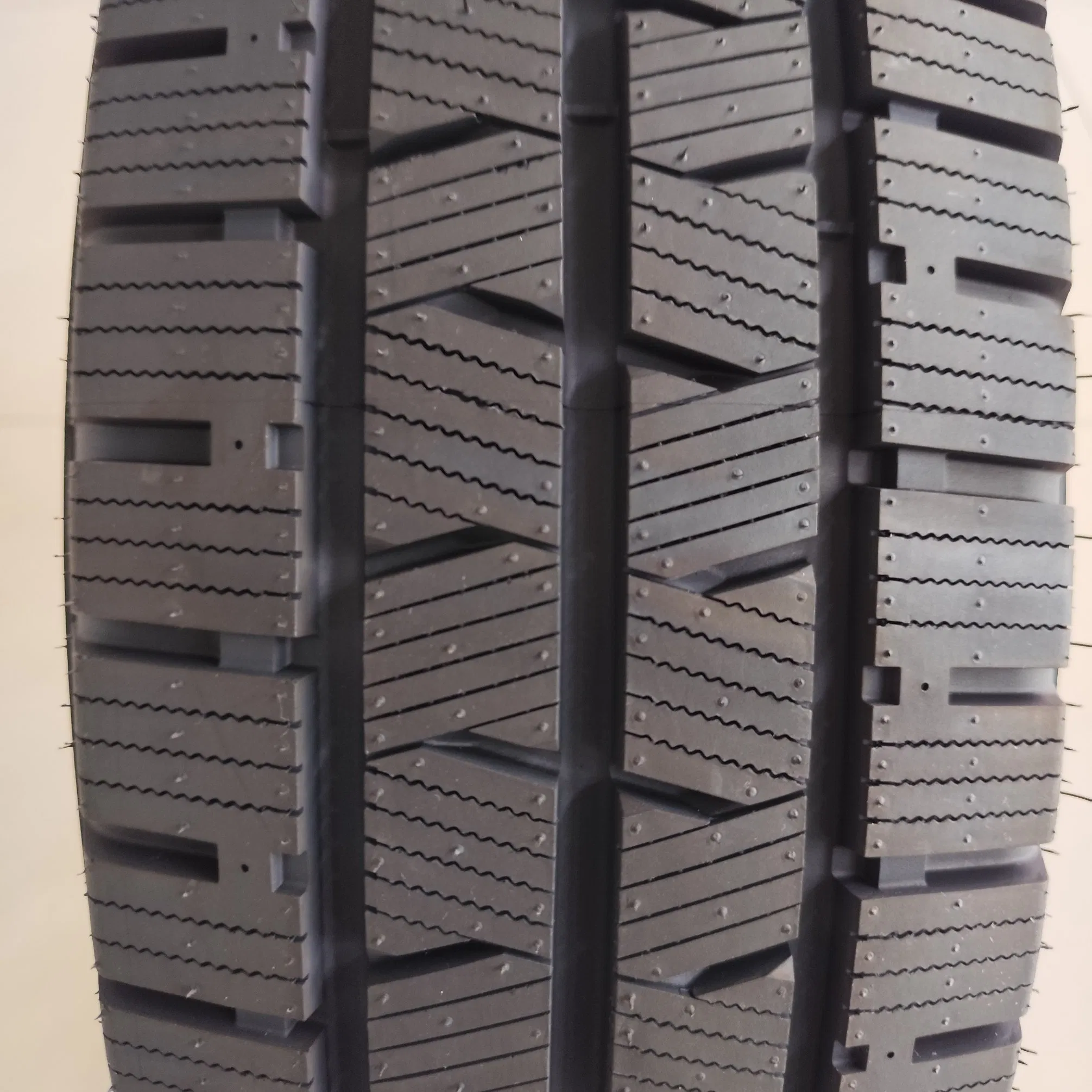 Dovroad Zelda Lykeen All-Season Light Truck Winter Tire/14 15 16 Inch/Reinforced Shoulder Grooves &amp; Hybrid 3D Design for Ice/Snow Traction, Stability &amp; Control