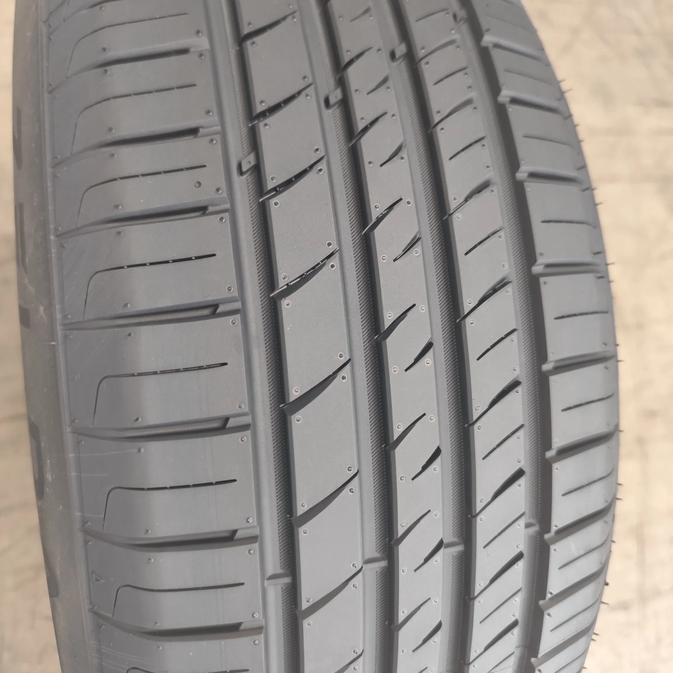 Dovroad Y506 Premium All-Season Touring Radial Car Tire