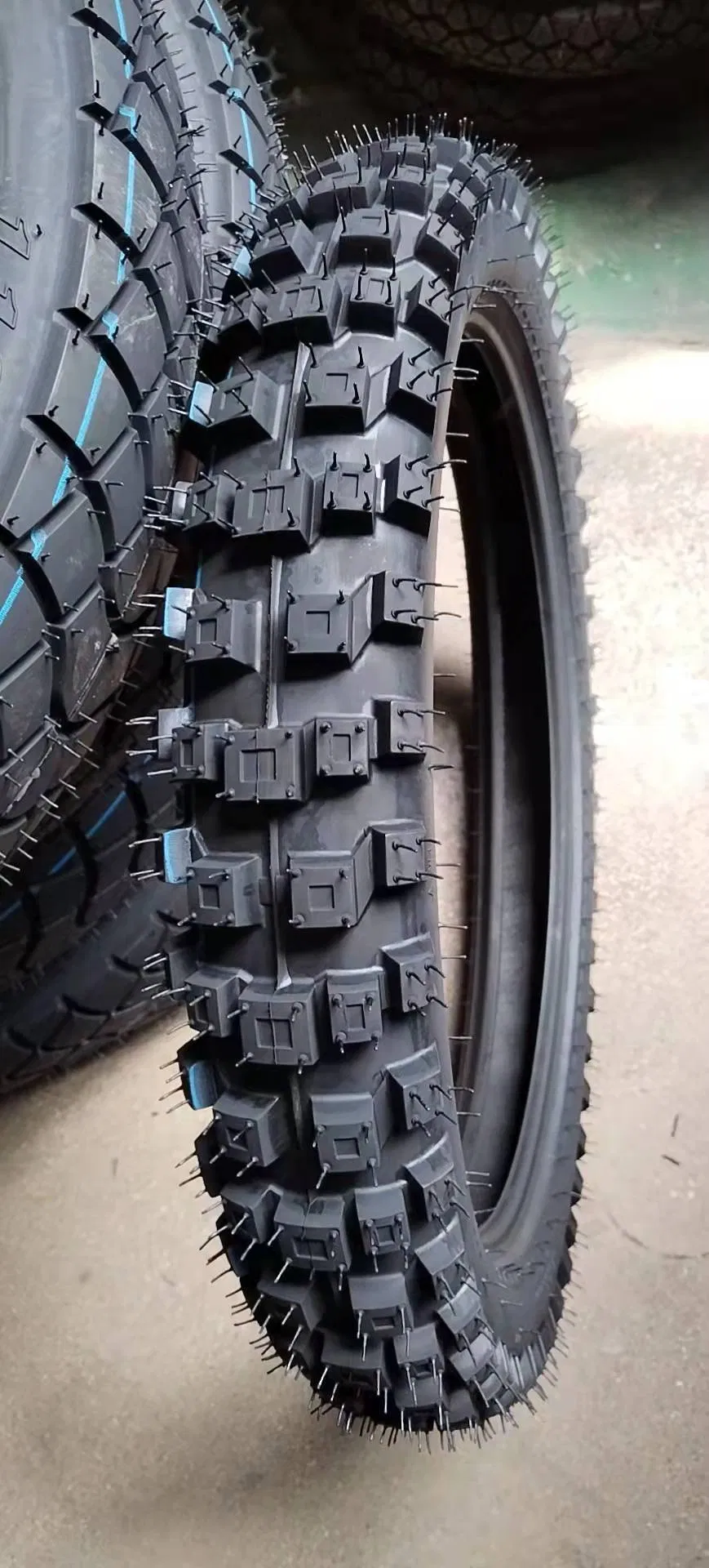 Llanta Neumá Tico PARA Motocicleta Motorcycle off Road Tire Motorcycle Tube Tire China Tyre Factory Rubber Wheel Tyres Motorcycle Scooter Tire
