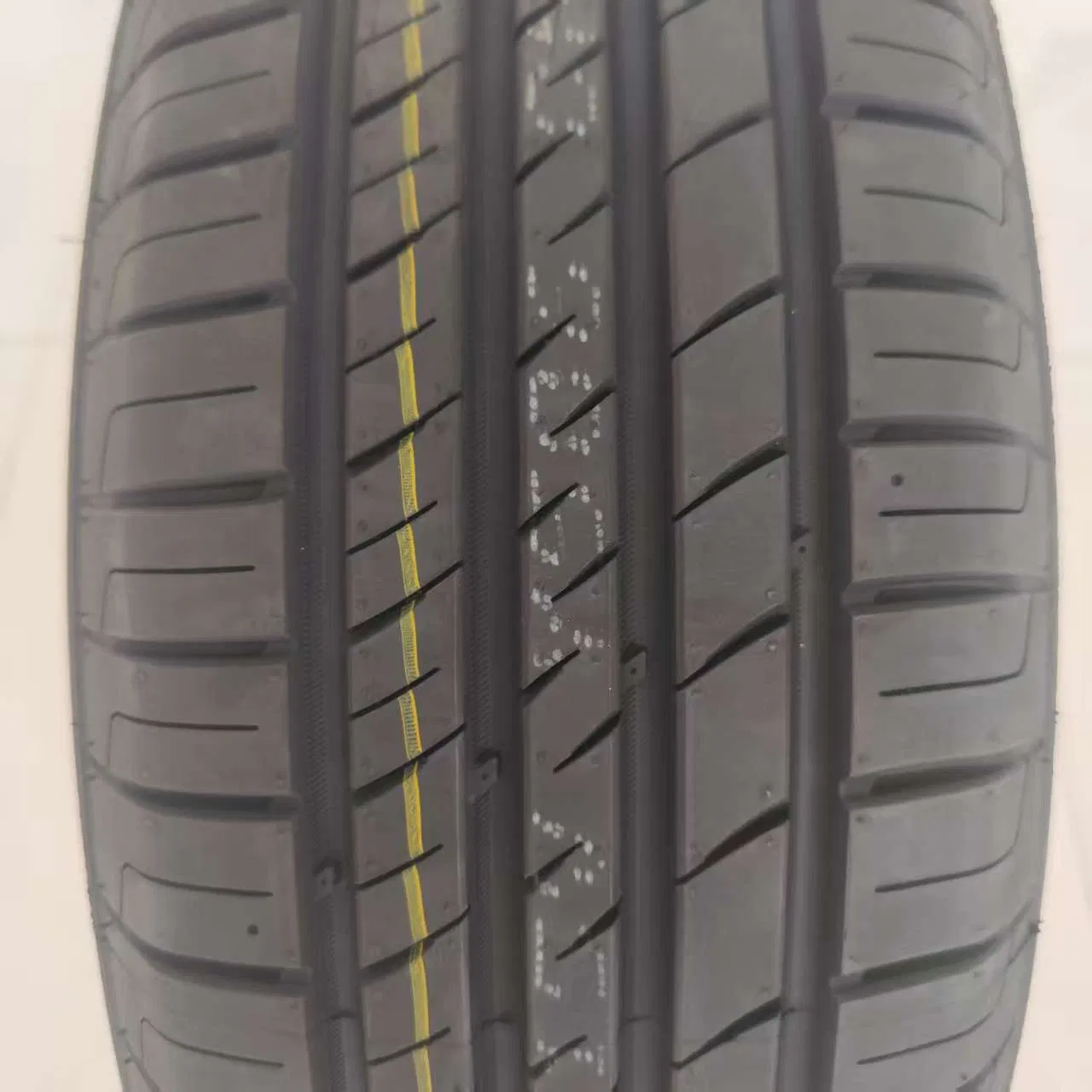 Dovroad Y506 Summer HP Tyre High-Performance All-Season Tires Rubber Tyre, Low Noise, and Superior Wet Traction Tires