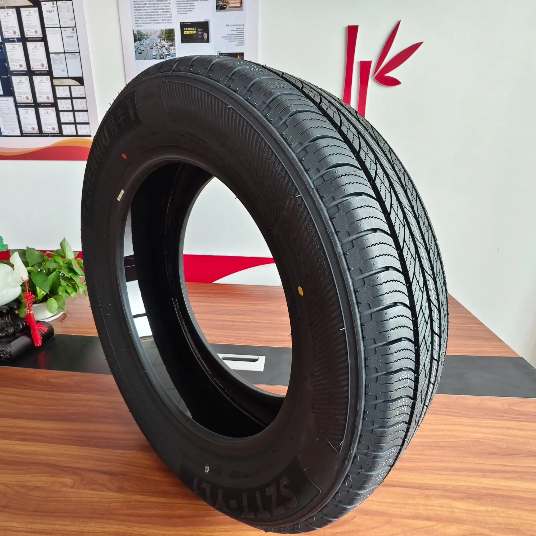 Brand Car Tyres, High-Performance Puncture-Resistant Self-Repair Tyres 235/60r18 Passenger Car Tyres, Car Tyres, New Car Tyre Prices