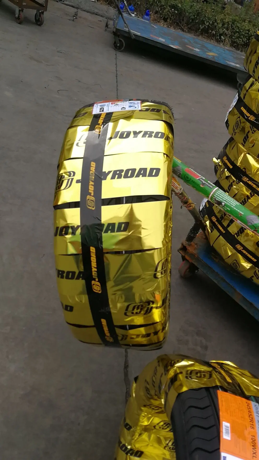 China Wholesale Joyroad Centara Brand Summer Winter SUV at Mt Ht Run Flat Auto Car PCR Tires, Best All Season Radial Passenger Car Tyre Deals Pric 14-16c Inch