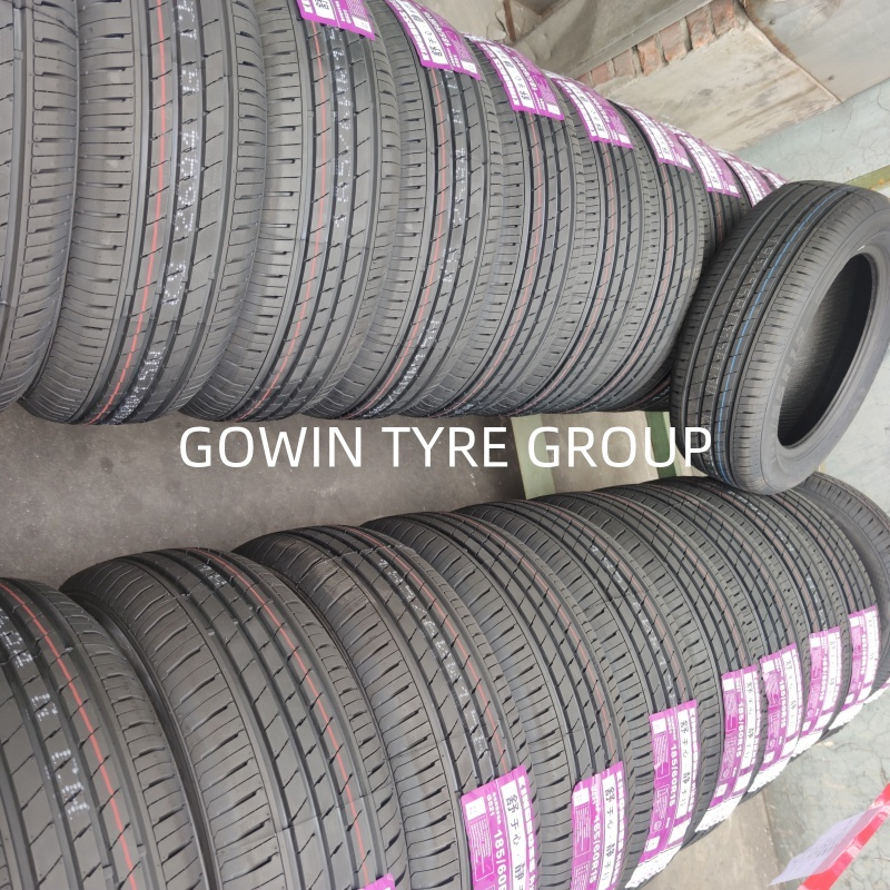 Factory Price PCR Tire Passenger Car Tyre Tire All Season Winter Summer Snow Tyre 12-32 Inch High Performance Tyre for Longer Mileage Radial 205/45r17