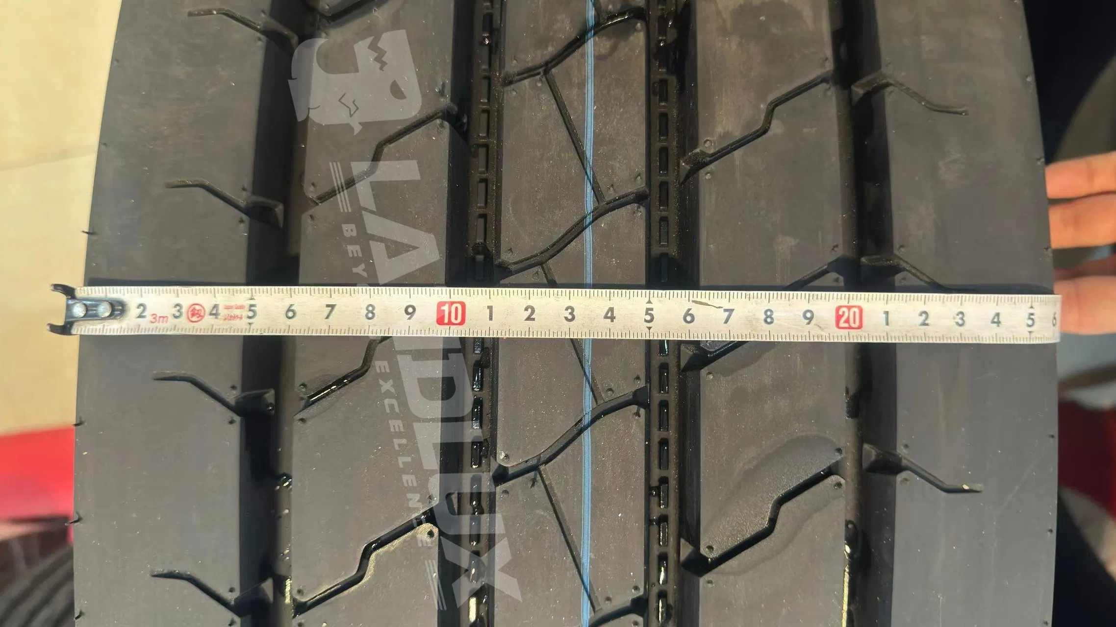 11r 22.5 285/75/24.5 295/75r22.5 Landlux Double Coin Brand Bulk Tire for Cars Heavy Duty Semi Low Profile Trailer Drive Steer Wholesale Truck Tire 295/75/22.5