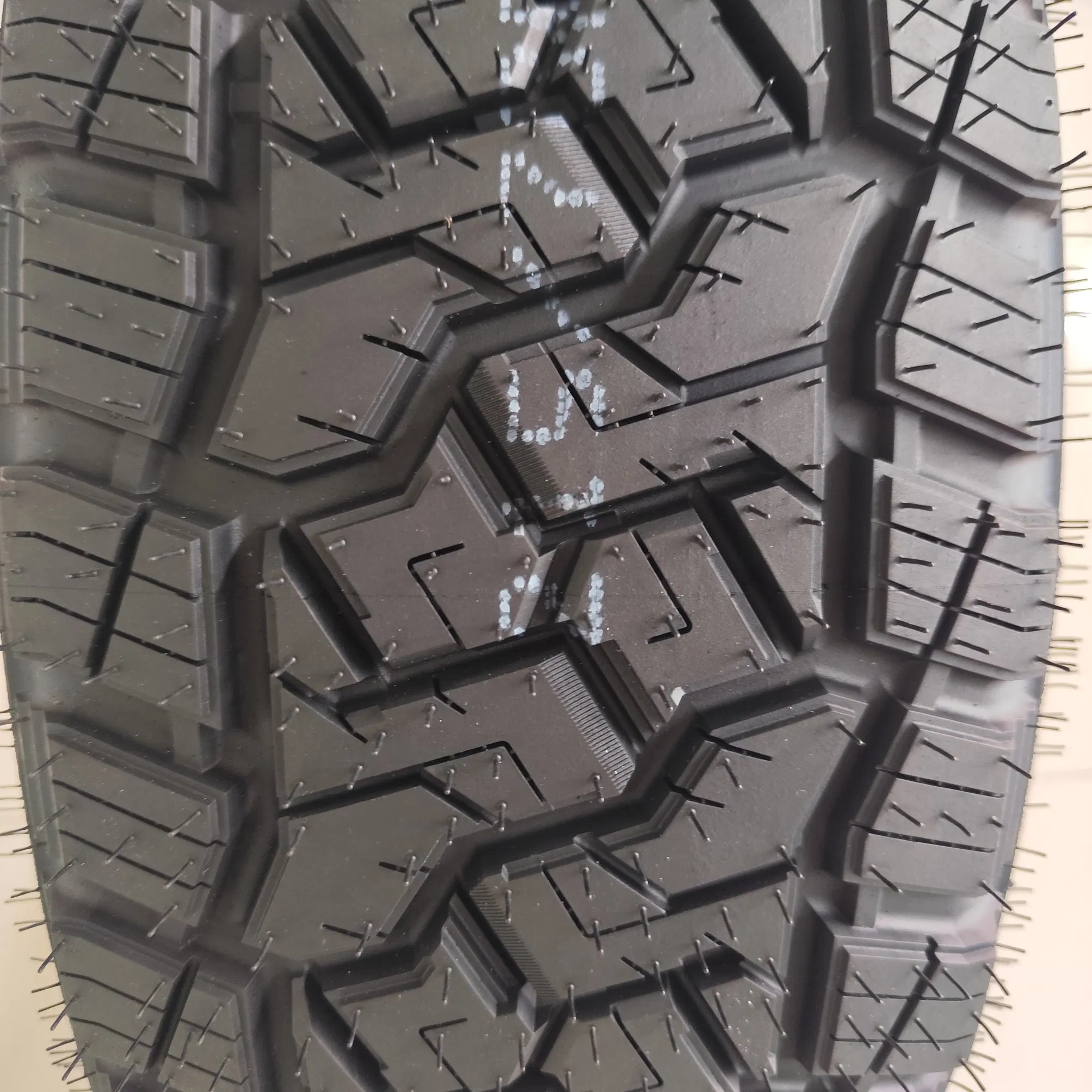 Dovroad Zelda Lykeen/at Ys718 All-Terrain Tire/Superior off-Road Traction &amp; on-Road Quietness/15 16 17 18 20inch Wet Handing 4WD Drive Driveability Tread Tire